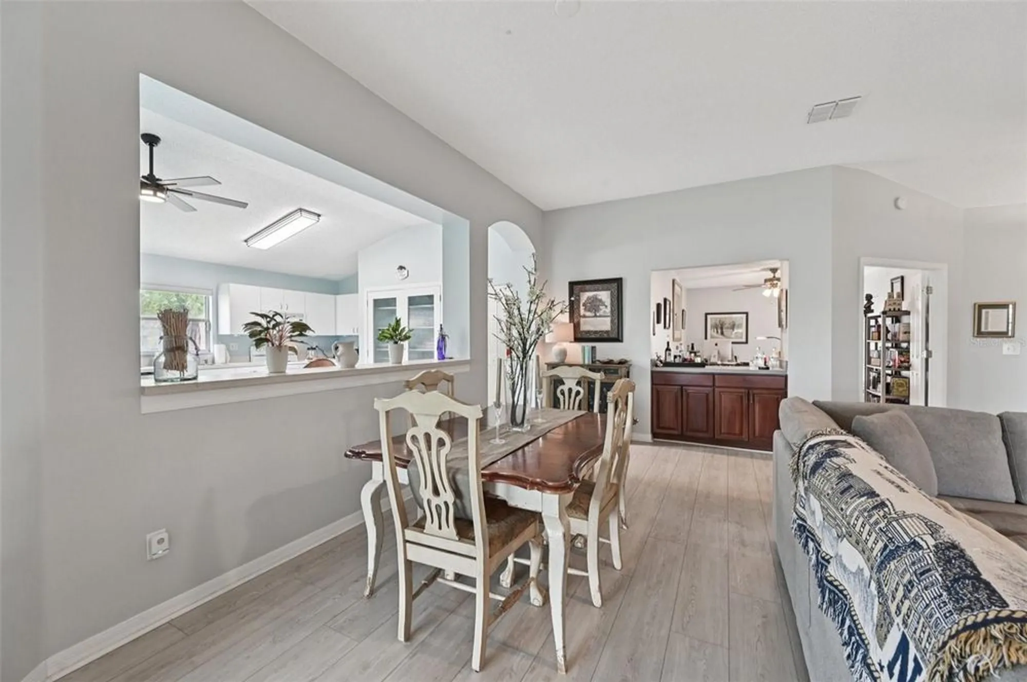 Property Slideshow image 19 of 46 | 2306 emerald lake dr, Sun City Center, FL, 33573