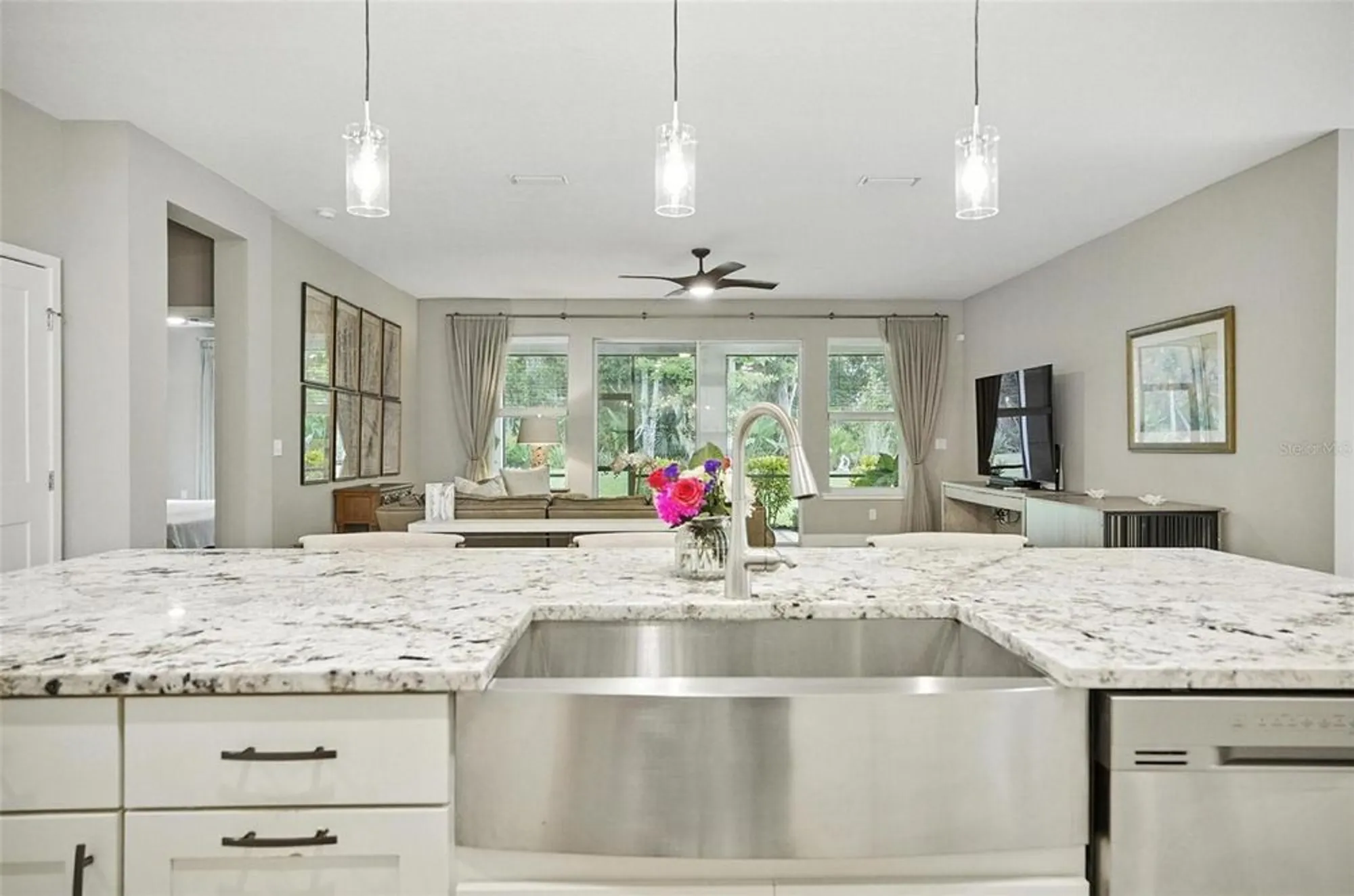 Property Slideshow image 12 of 60 | 3026 adrian dr, Ormond Beach, FL, 32174