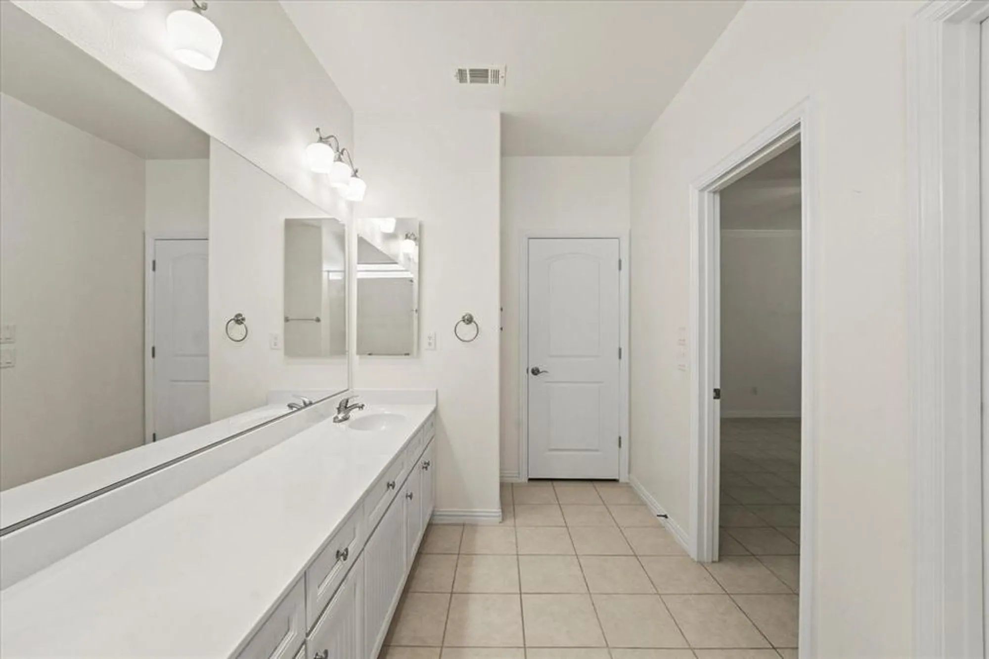 Property Slideshow image 23 of 40 | 8800 freeport dr, Denton, TX, 76207