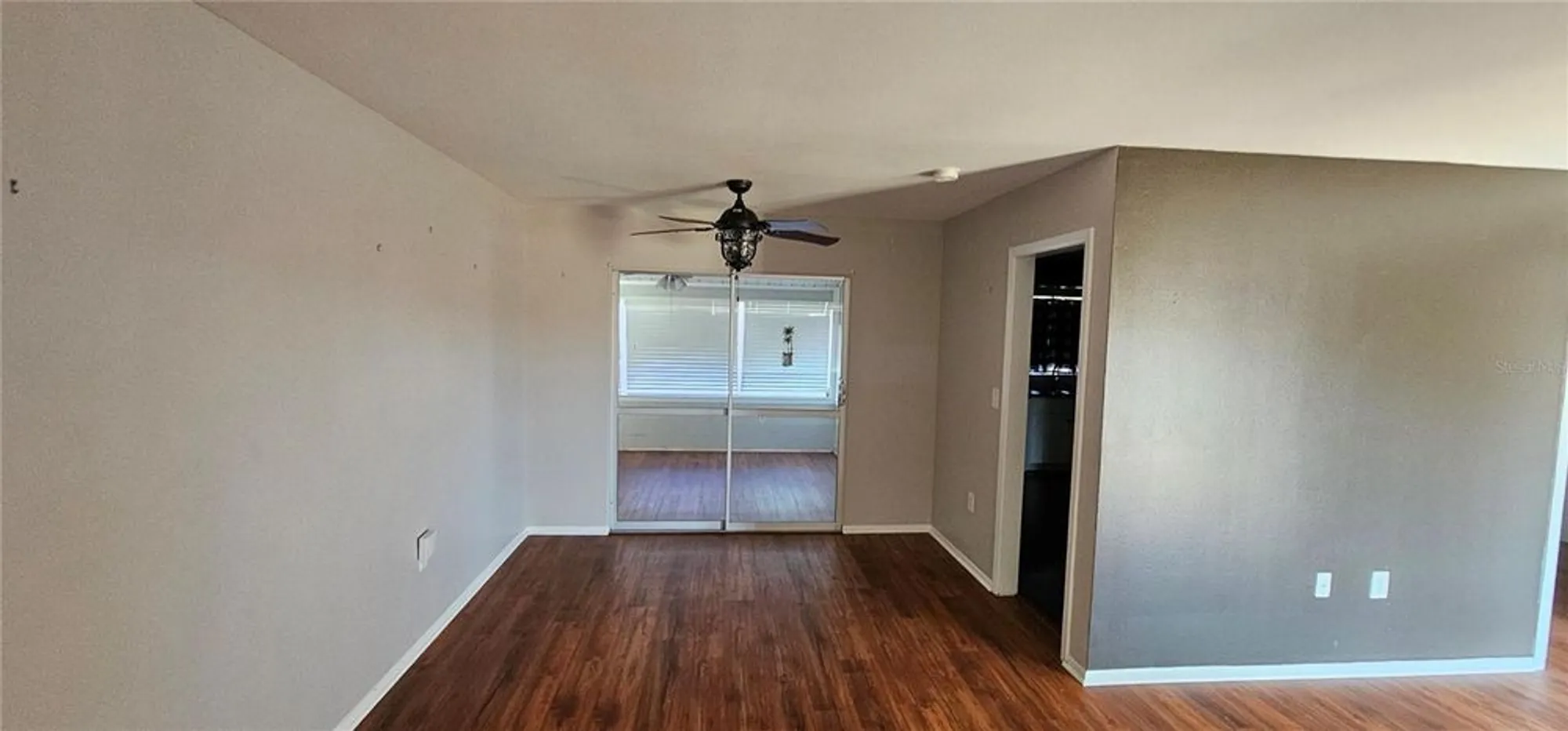 Property Slideshow image 8 of 38 | 1507 n lake dr, Sun City Center, FL, 33573