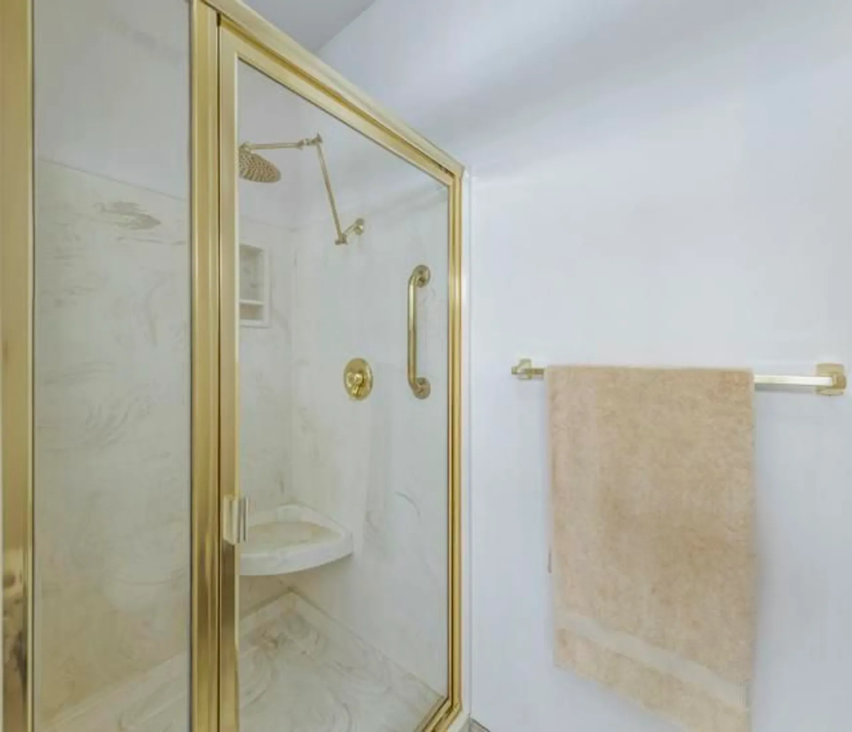 Property Slideshow image 22 of 38 | 38129 grand oaks ave, Palm Desert, CA, 92211