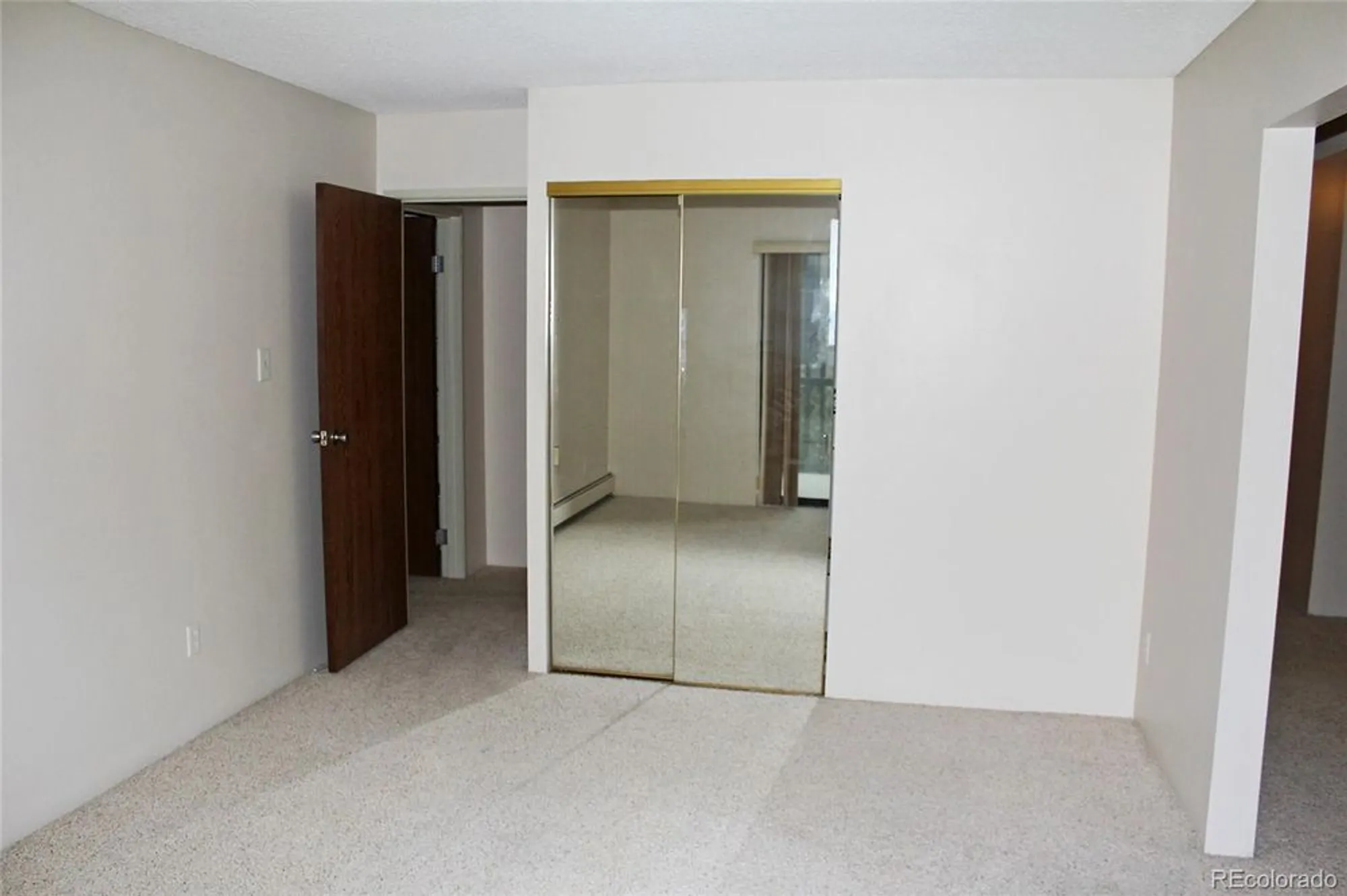 Property Slideshow image 11 of 21 | 14000 e linvale pl 310, Aurora, CO, 80014