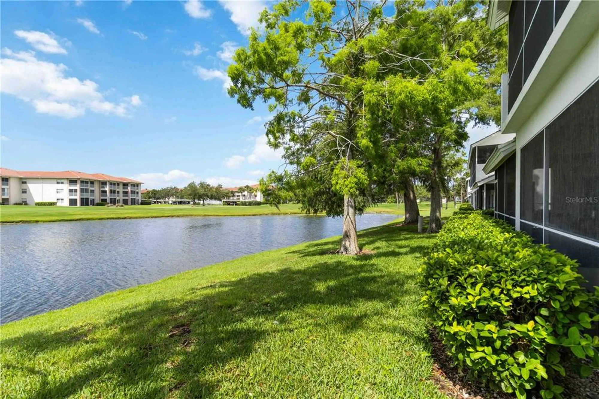 Property Slideshow image 19 of 28 | 6568 fairway gardens dr # 6568, Bradenton, FL, 34203