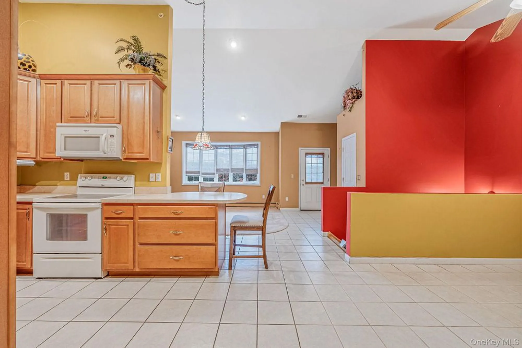 Property Slideshow image 5 of 16 | 66 sarah ct, Amityville, NY, 11701