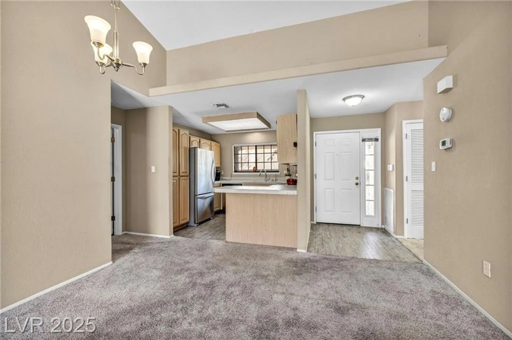 Property Slideshow image 22 of 44 | 2851 s valley view blvd unit 1025, Las Vegas, NV, 89102