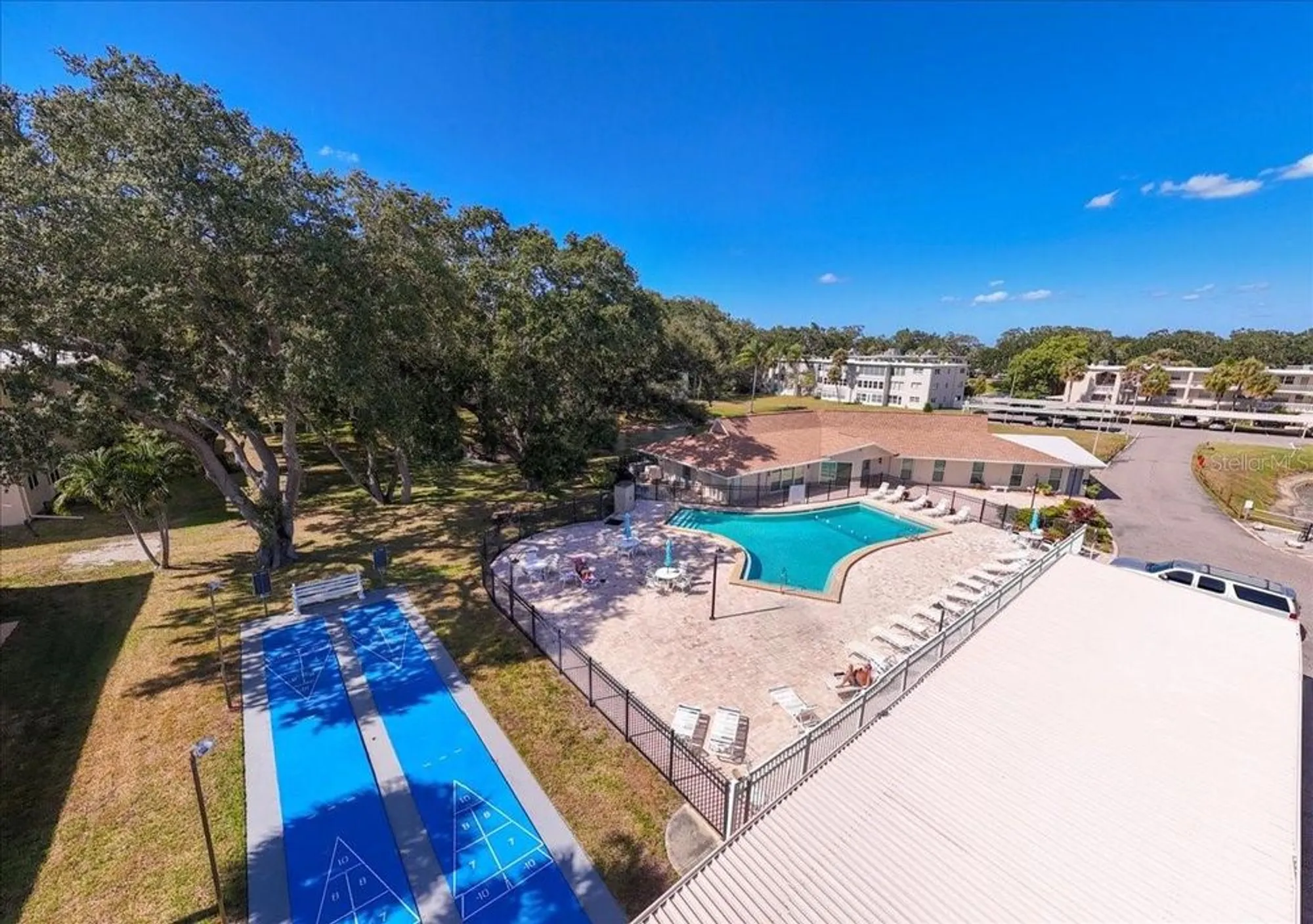 Property Slideshow image 28 of 37 | 821 patricia ave 202, Dunedin, FL, 34698