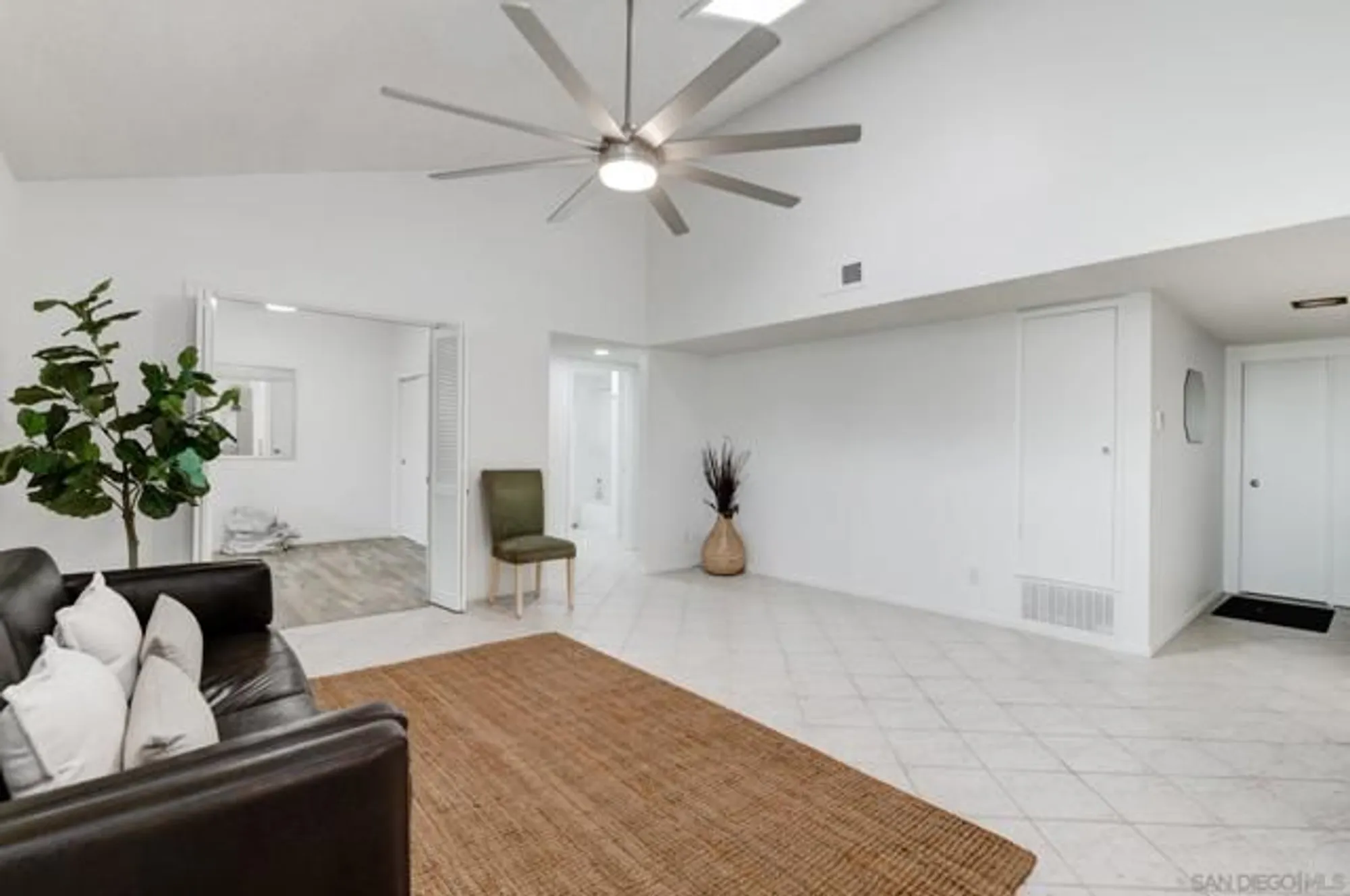 Property Slideshow image 7 of 39 | 3660 vista campana 37, Oceanside, CA, 92057