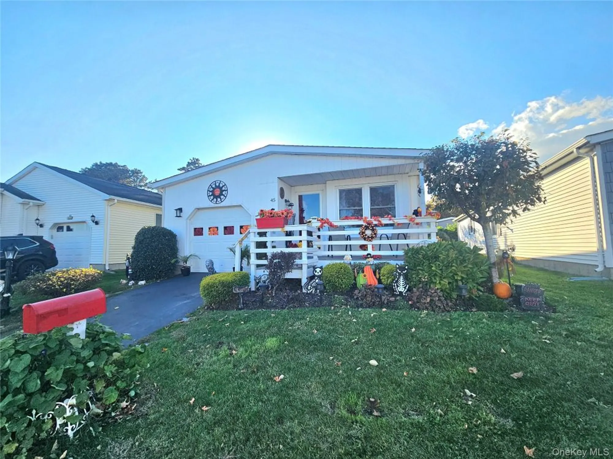 Property Slideshow image 1 of 35 | 45 dogwood ln, Manorville, NY, 11949