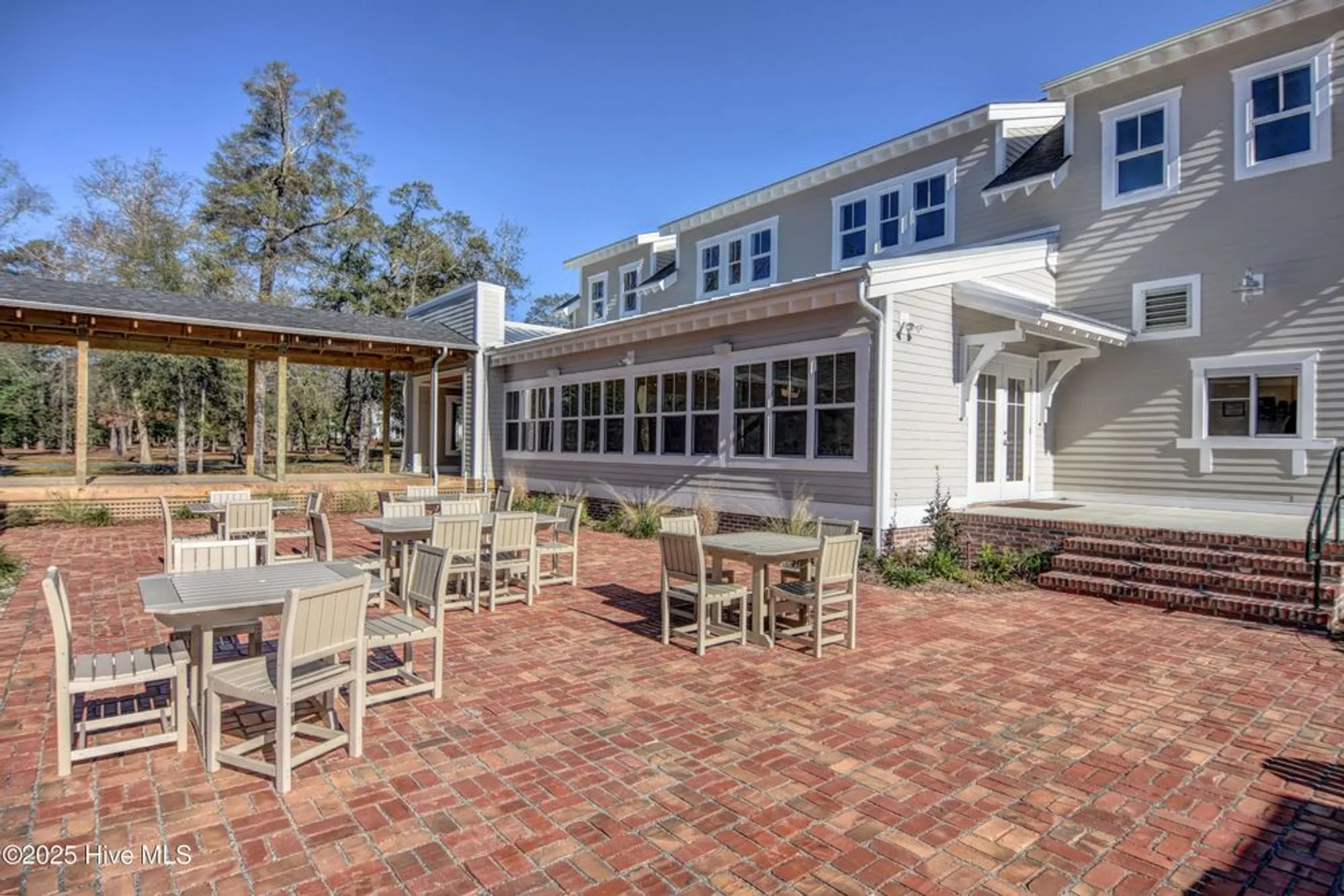 Property Slideshow image 92 of 112 | 3722 white cliffs dr, Castle Hayne, NC, 28429