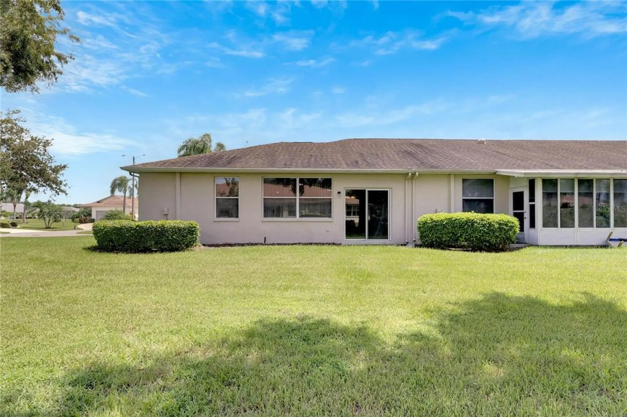 Property Slideshow image 9 of 46 | 1015 radison lake ct # 65, Sun City Center, FL, 33573