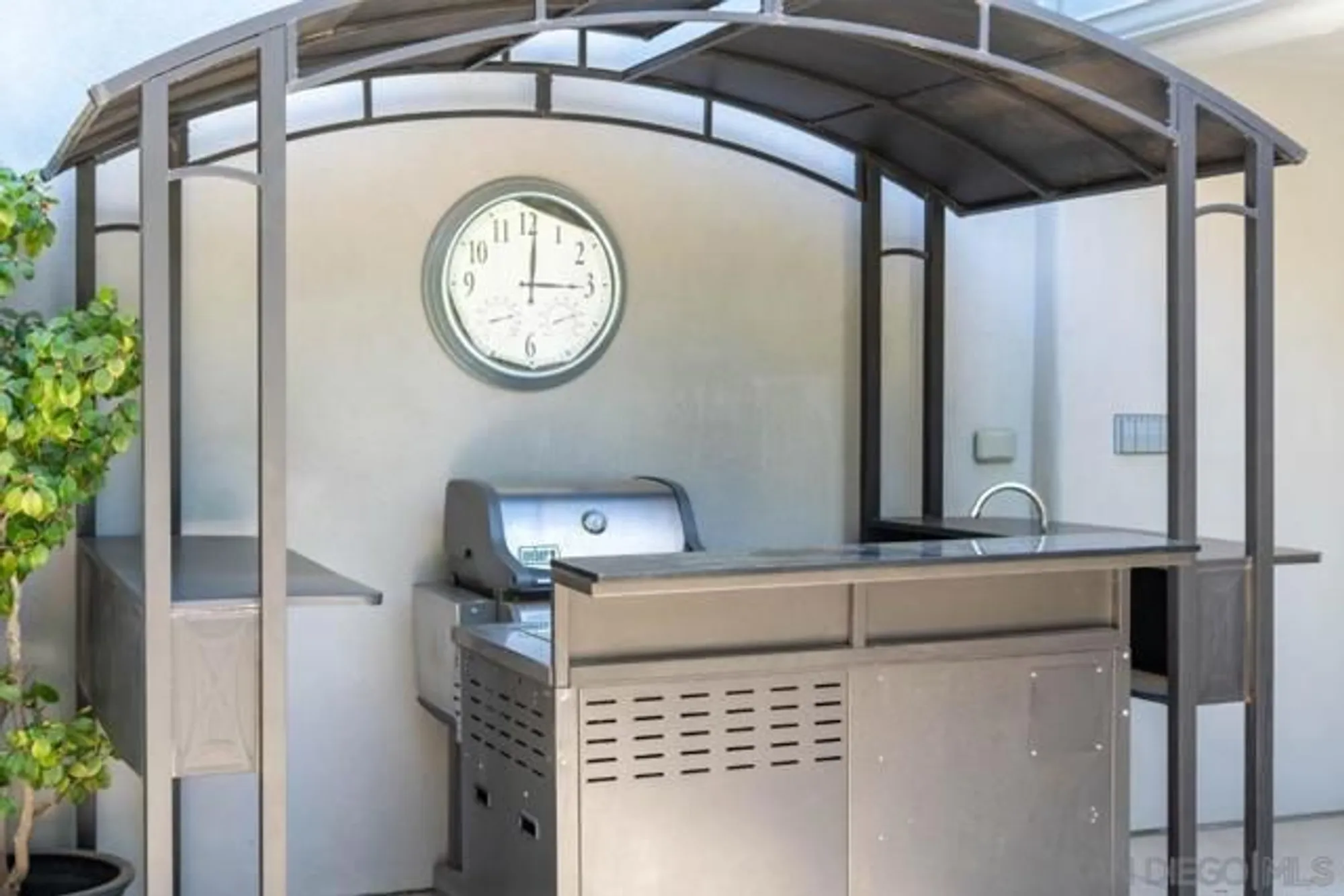 Property Slideshow image 55 of 70 | 907 ridge heights dr, Fallbrook, CA, 92028