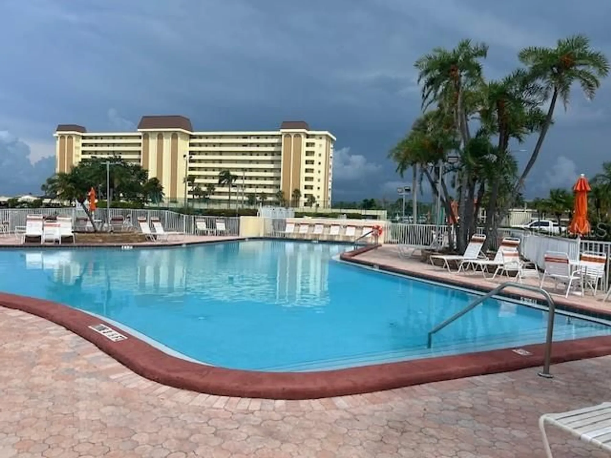 Property Slideshow image 42 of 47 | 4525 cove cir apt 1002, St Petersburg, FL, 33708