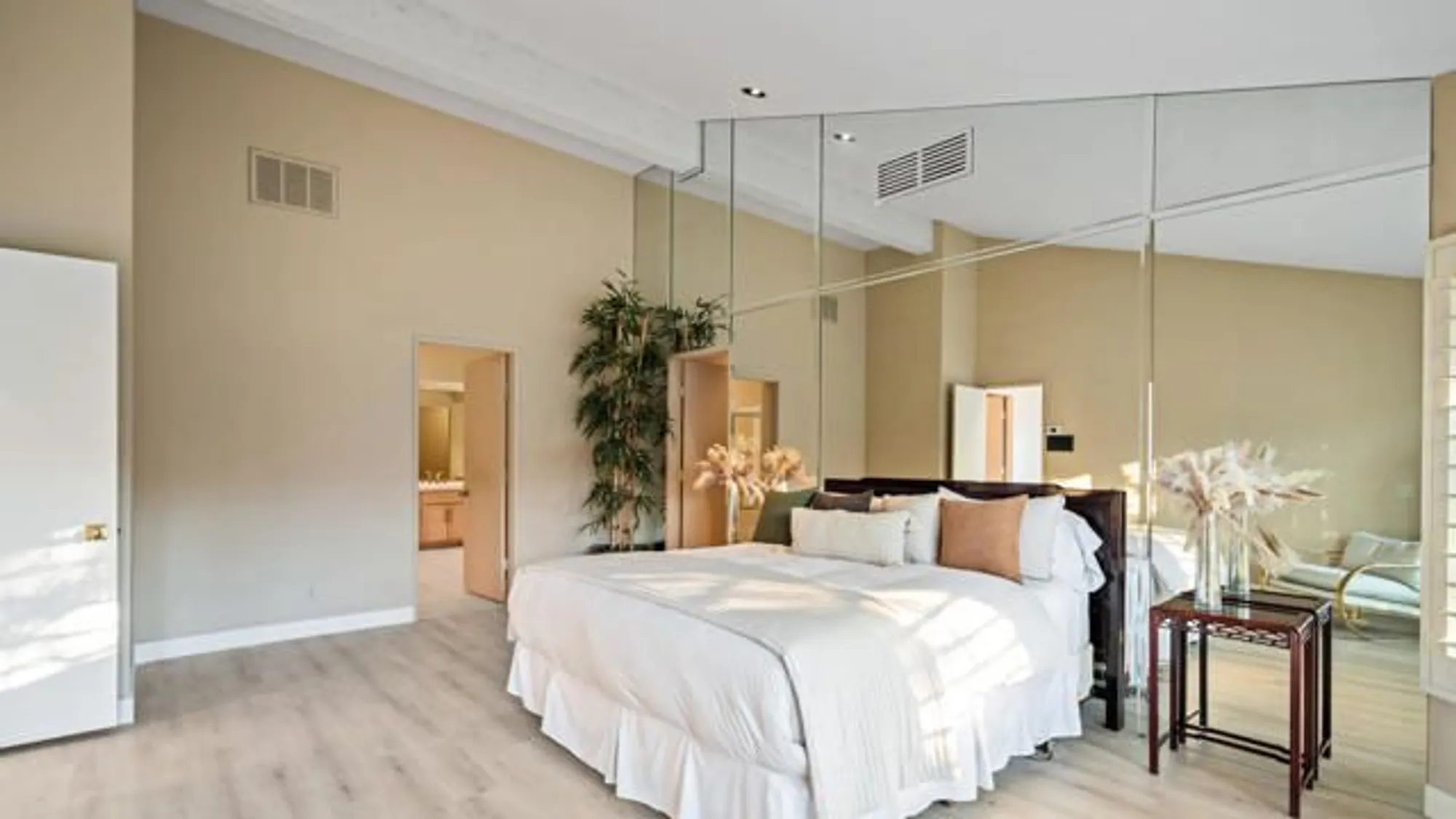 Property Slideshow image 41 of 81 | 80719 cherry hills dr, La Quinta, CA, 92253