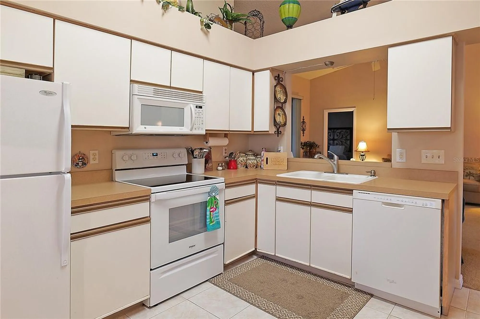 Property Slideshow image 13 of 47 | 25327 temple ct, Leesburg, FL, 34748