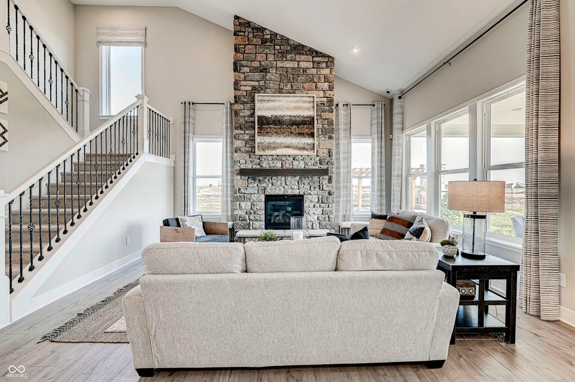 Property Slideshow image 8 of 16 | 6719 thresher pass, Mccordsville, IN, 46055