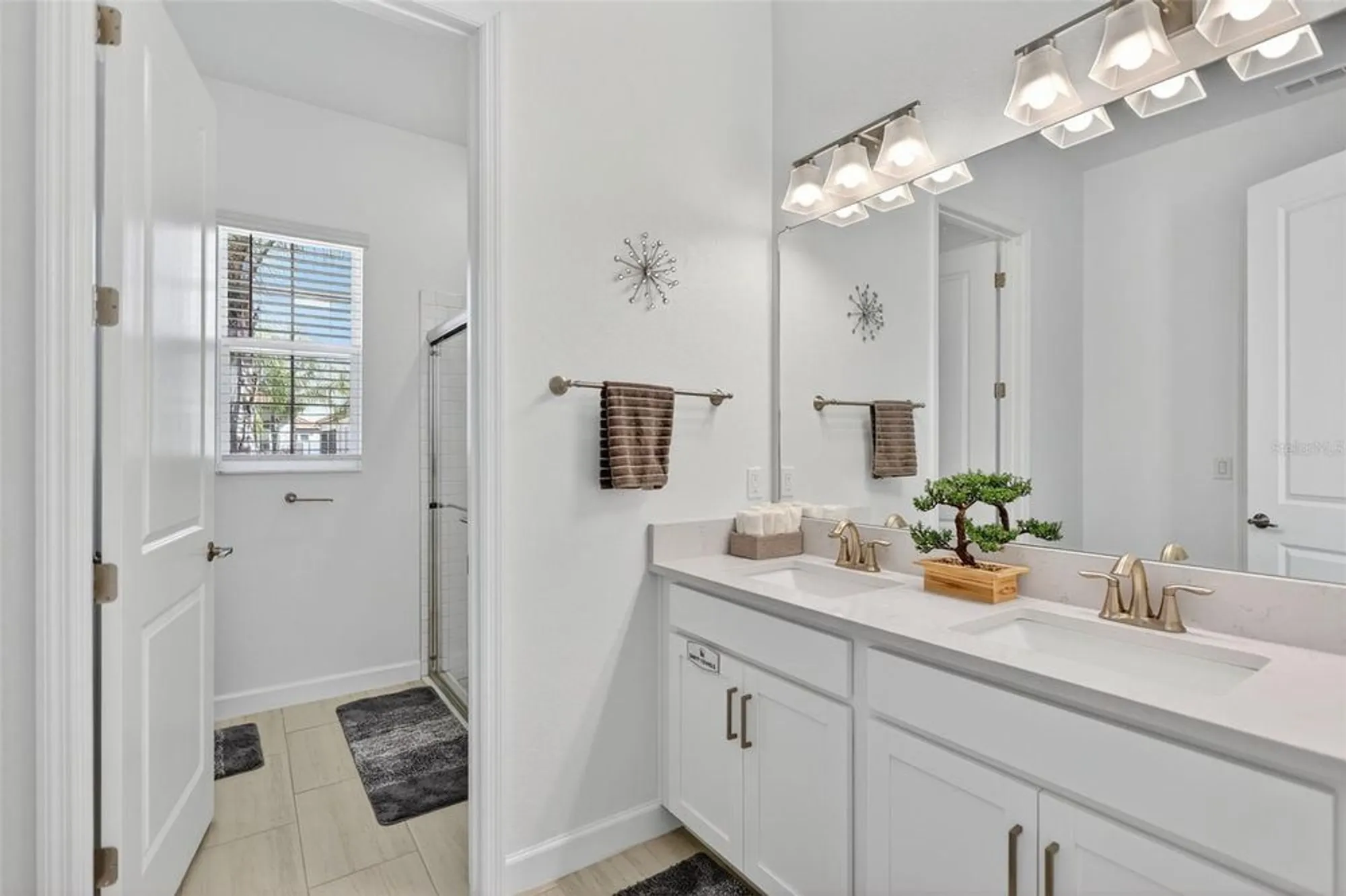 Property Slideshow image 23 of 60 | 17109 star banks st, Wimauma, FL, 33598