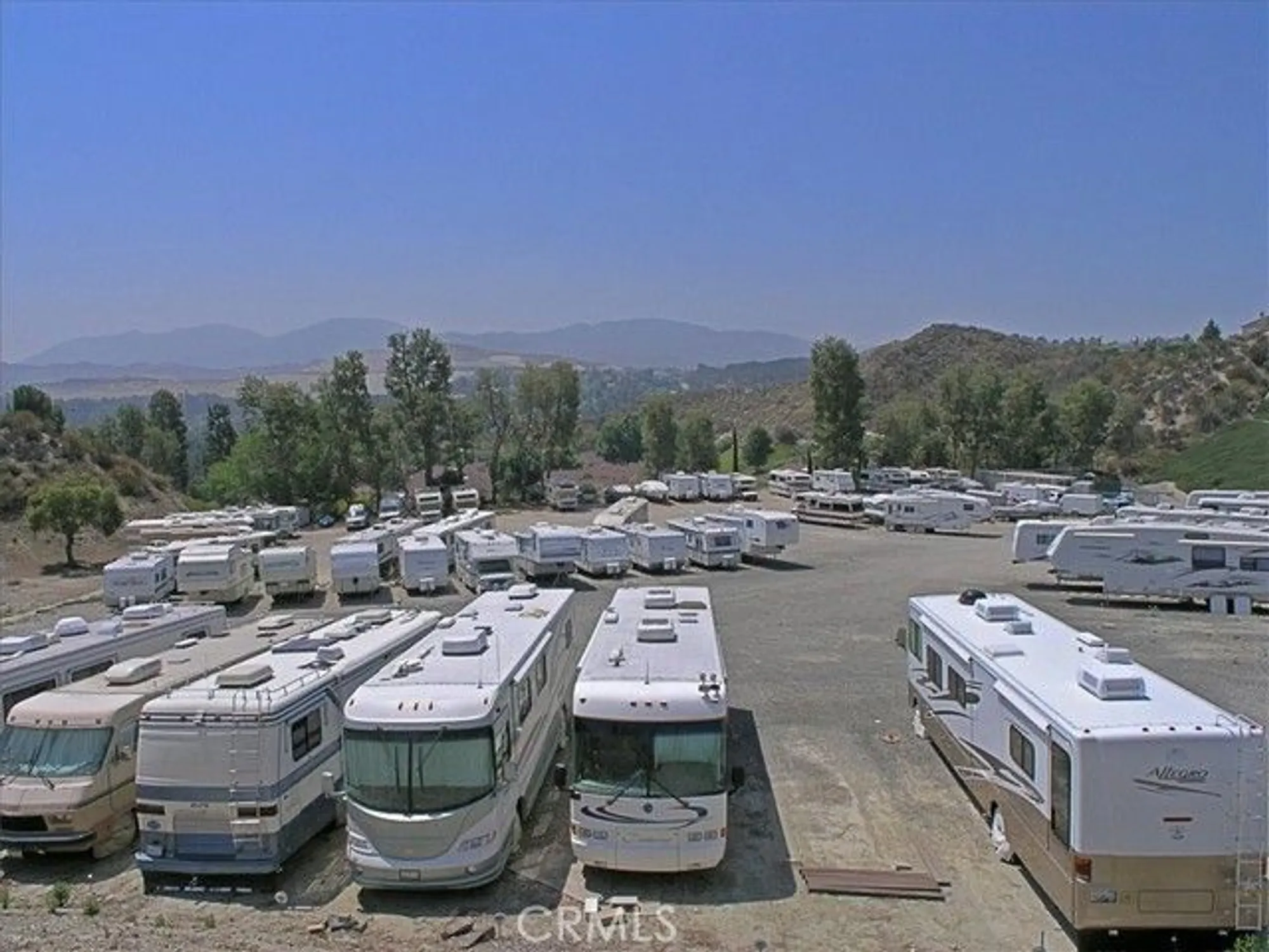 Property Slideshow image 22 of 34 | 19380 anzel cir, Newhall, CA, 91321