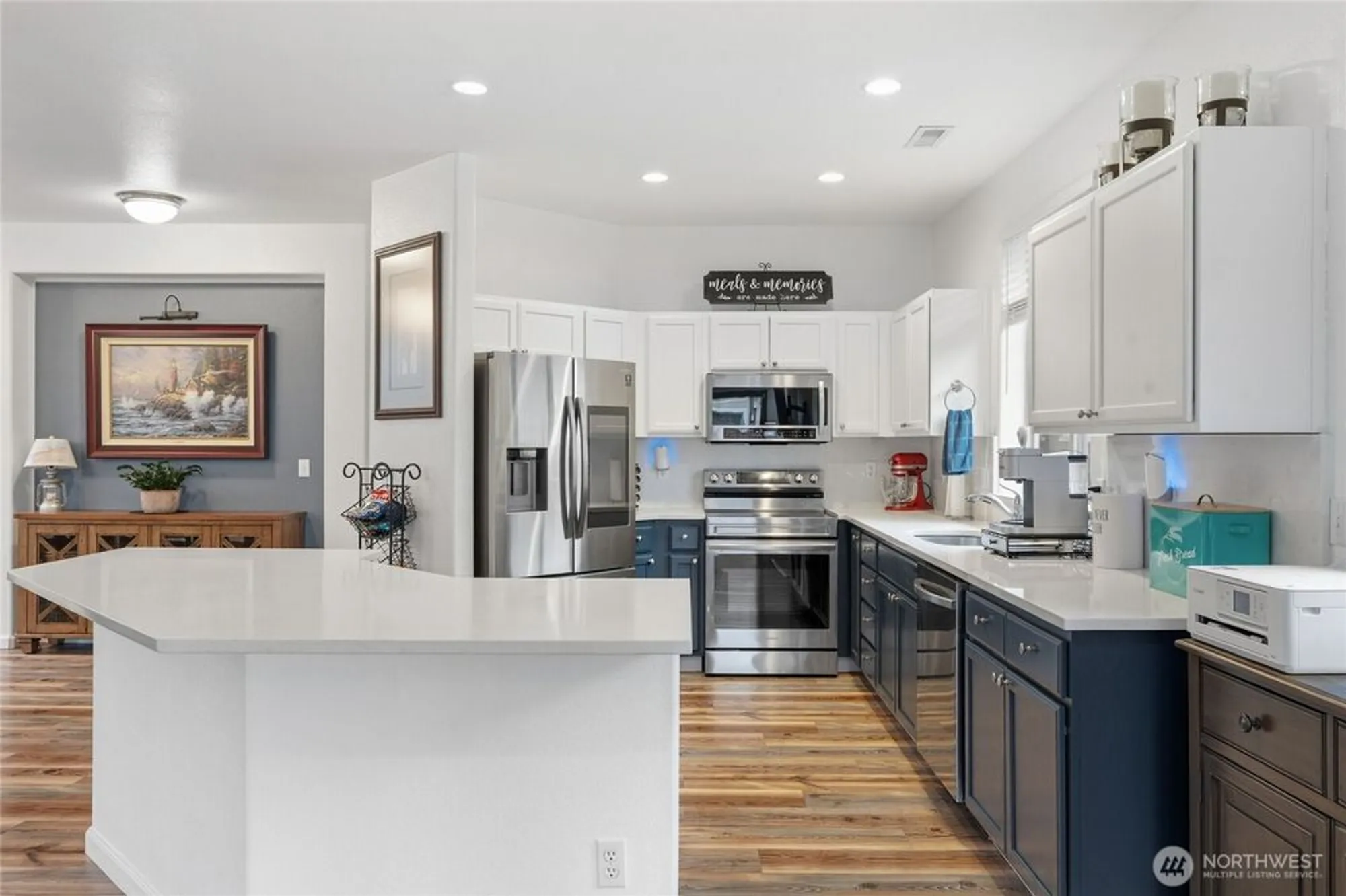 Property Slideshow image 15 of 40 | 8218 bainbridge loop, Lacey, WA, 98516