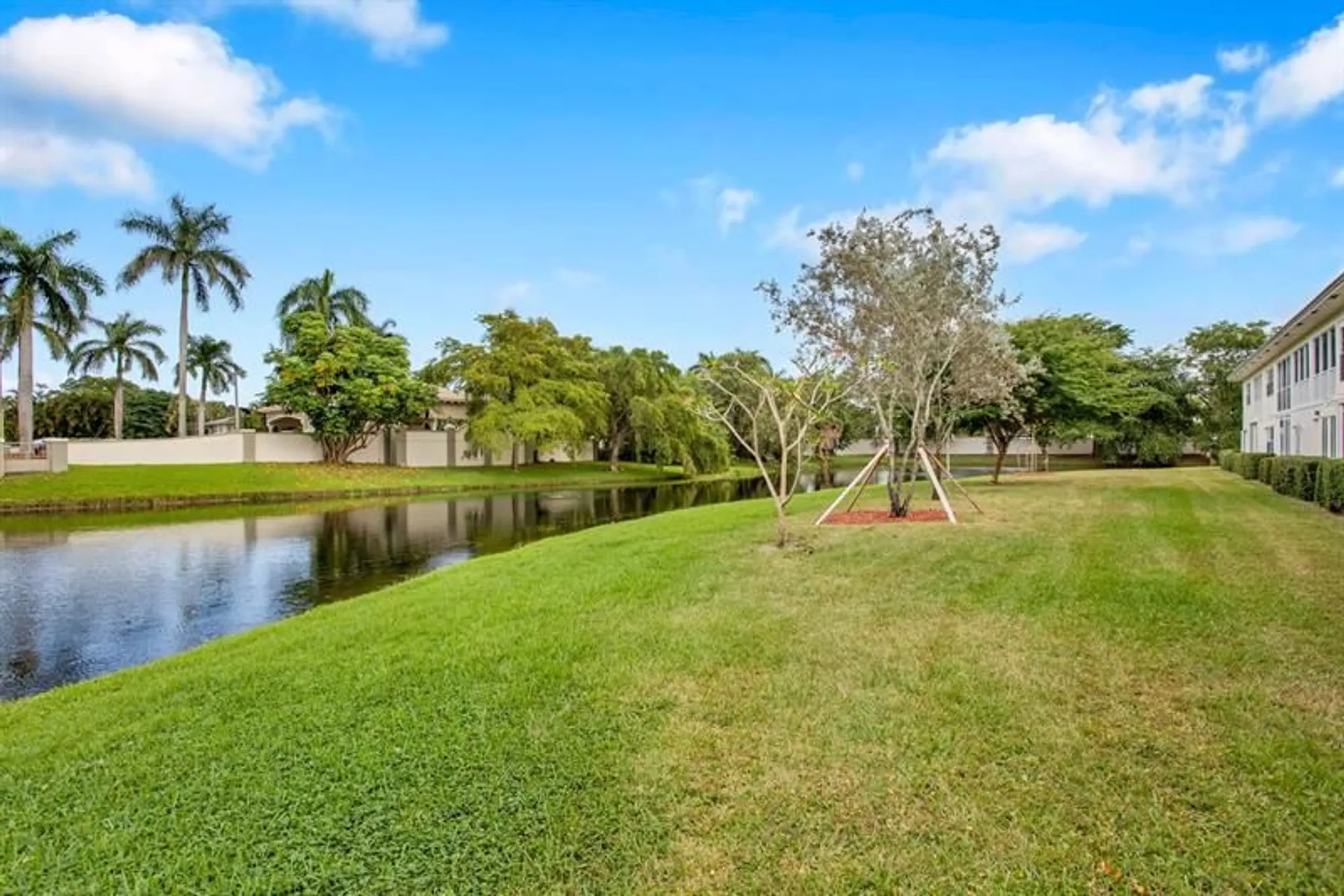 Property Slideshow image 17 of 44 | 2708 nassau bnd a2, Coconut Creek, FL, 33066