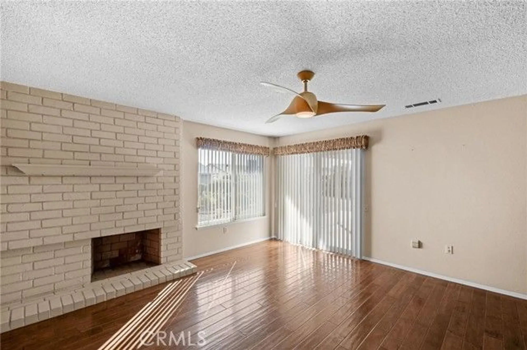 Property Slideshow image 12 of 35 | 28298 sun city blvd, Menifee, CA, 92586