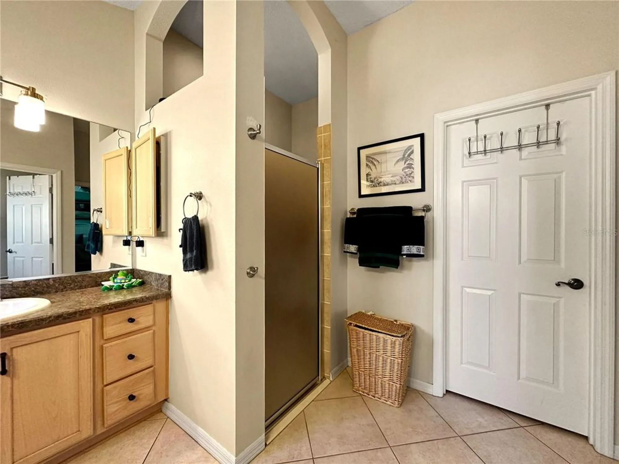 Property Slideshow image 18 of 42 | 867 castleberry cir, The Villages, FL, 32162