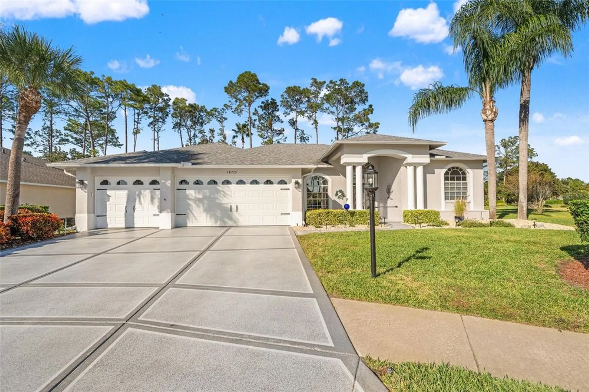Property Slideshow image 1 of 51 | 18715 dove hollow ct, Hudson, FL, 34667