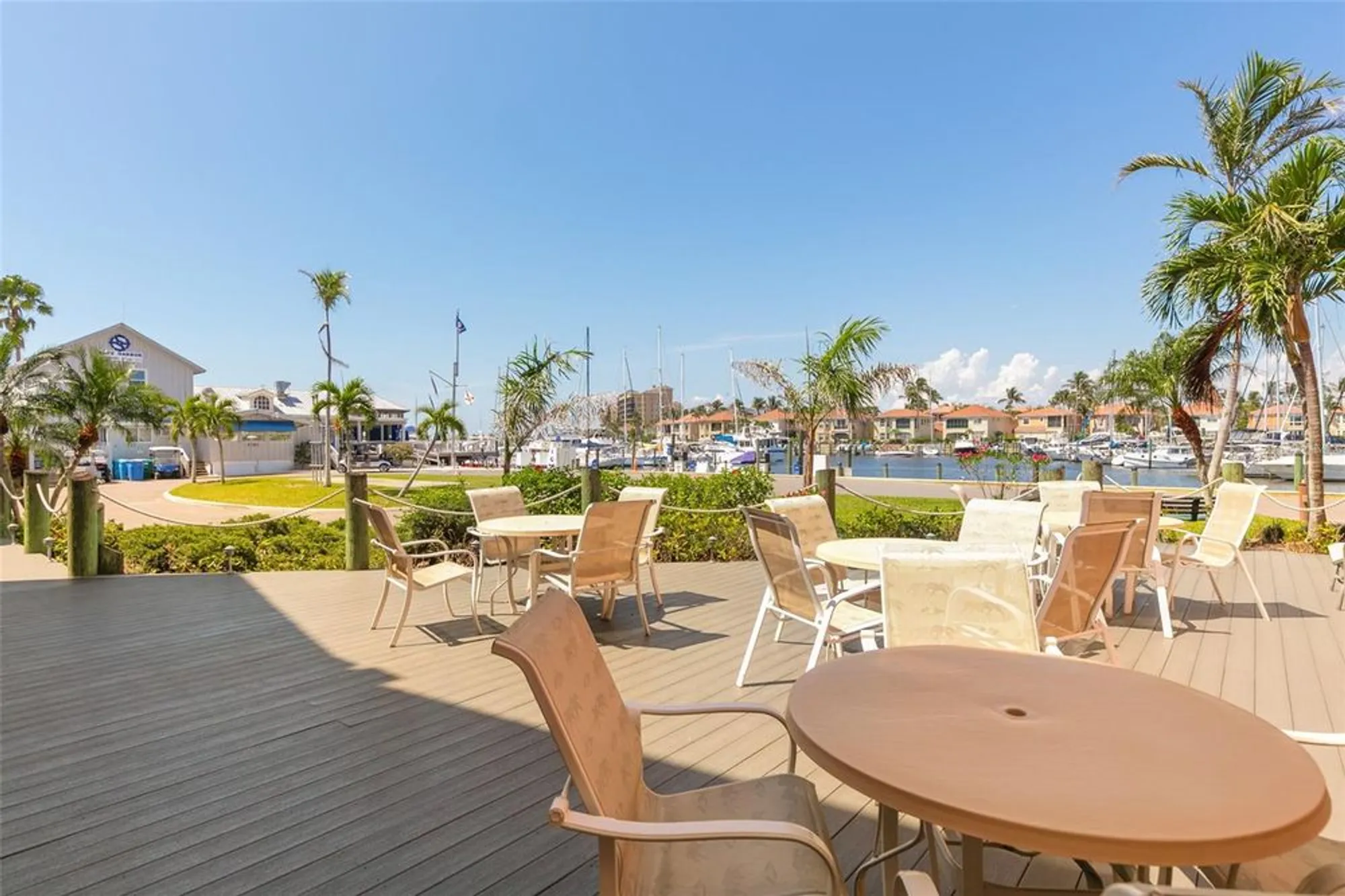 Property Slideshow image 3 of 33 | 3160 matecumbe key rd apt 233, Punta Gorda, FL, 33955