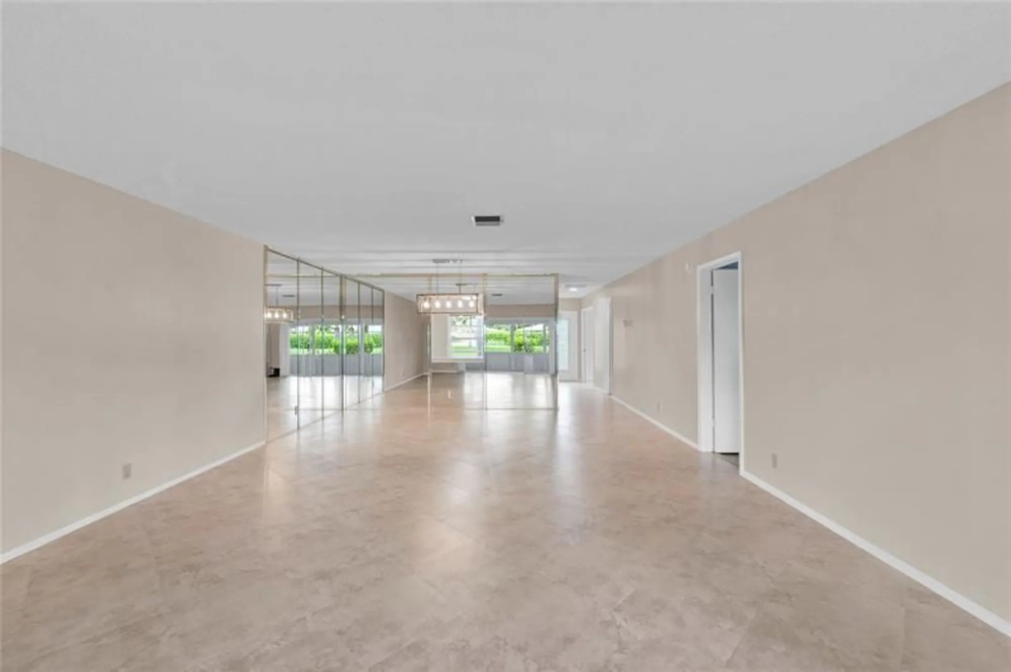 Property Slideshow image 10 of 47 | 5432 privet pl a, Delray Beach, FL, 33484