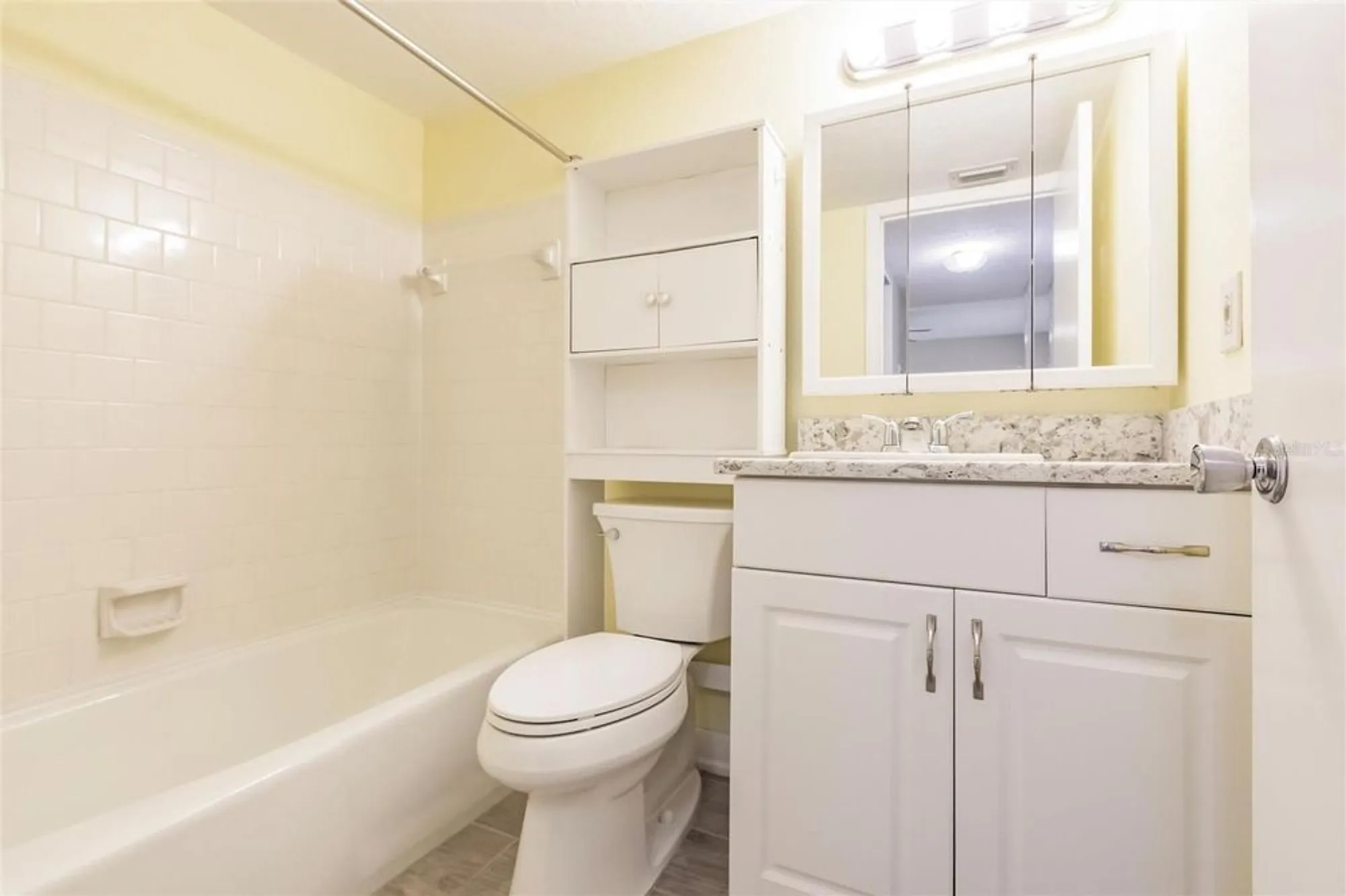 Property Slideshow image 24 of 64 | 3635 lake bayshore dr j-410, Bradenton, FL, 34205