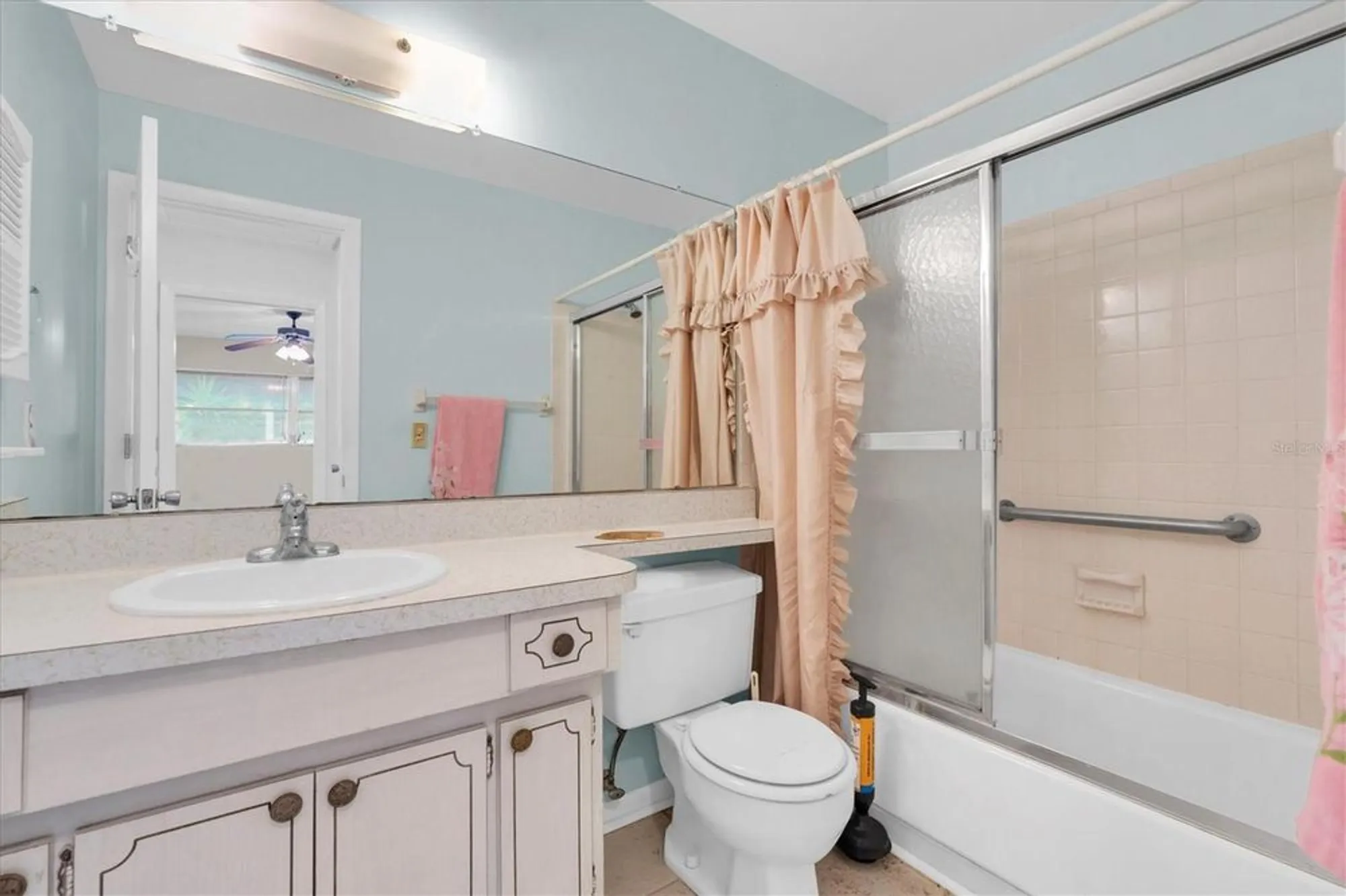Property Slideshow image 17 of 27 | 7000 lafayette, Pinellas Park, FL, 33781