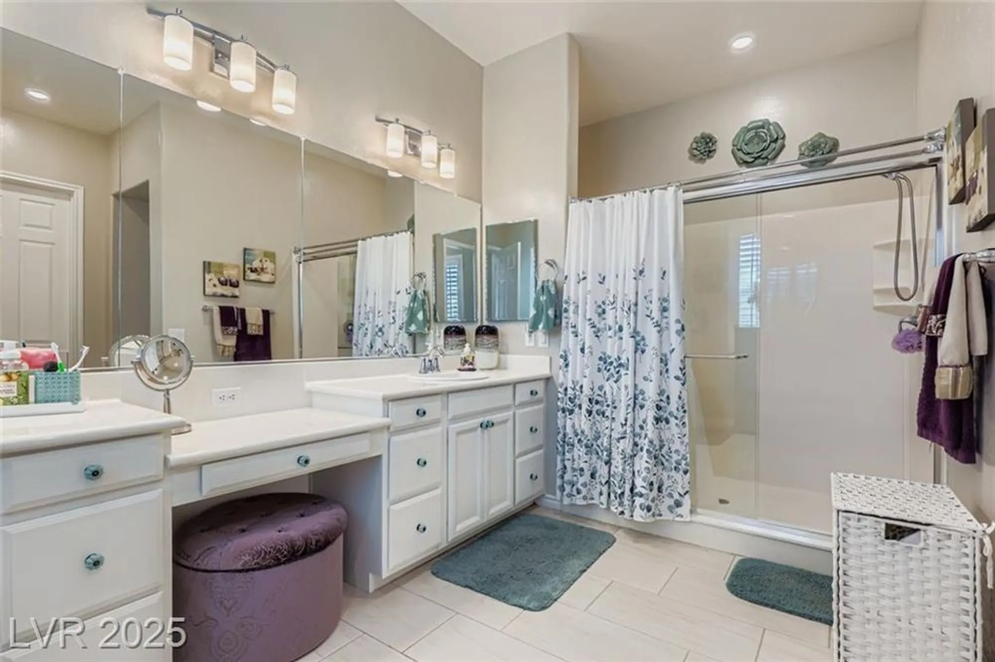 Property Slideshow image 22 of 54 | 768 rocky nook st, Henderson, NV, 89011