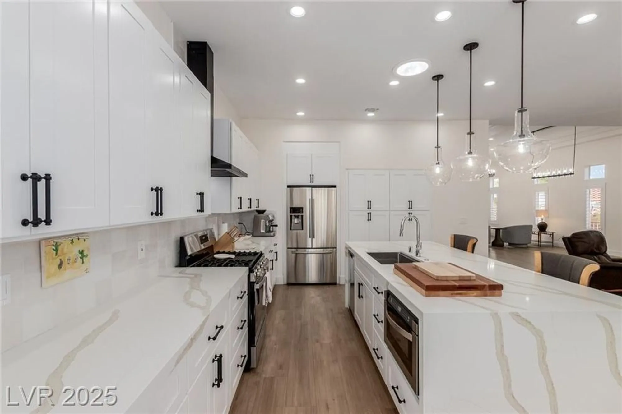 Property Slideshow image 20 of 49 | 2824 faiss dr, Las Vegas, NV, 89134