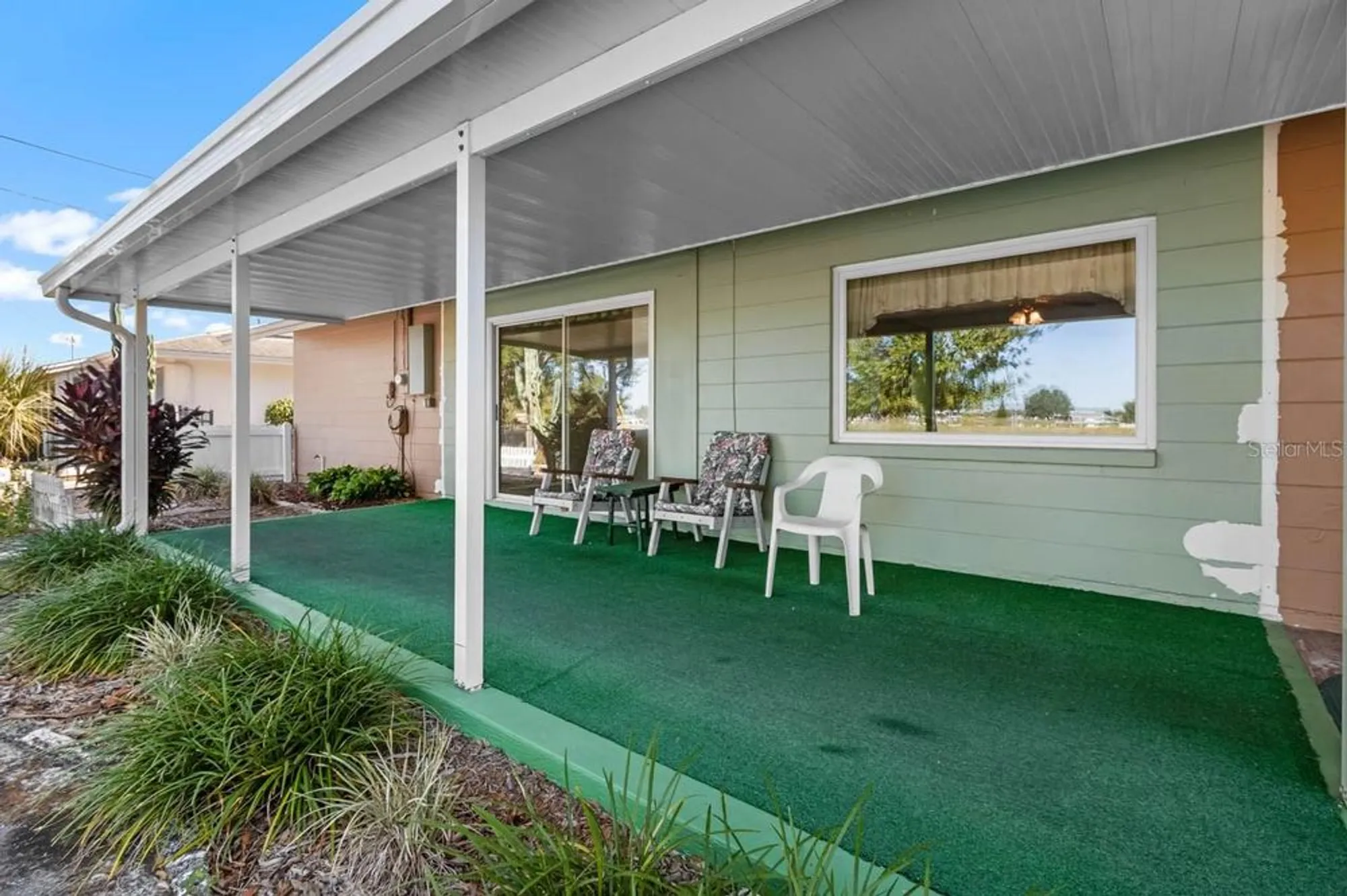 Property Slideshow image 43 of 80 | 829 fox hills dr, Sun City Center, FL, 33573