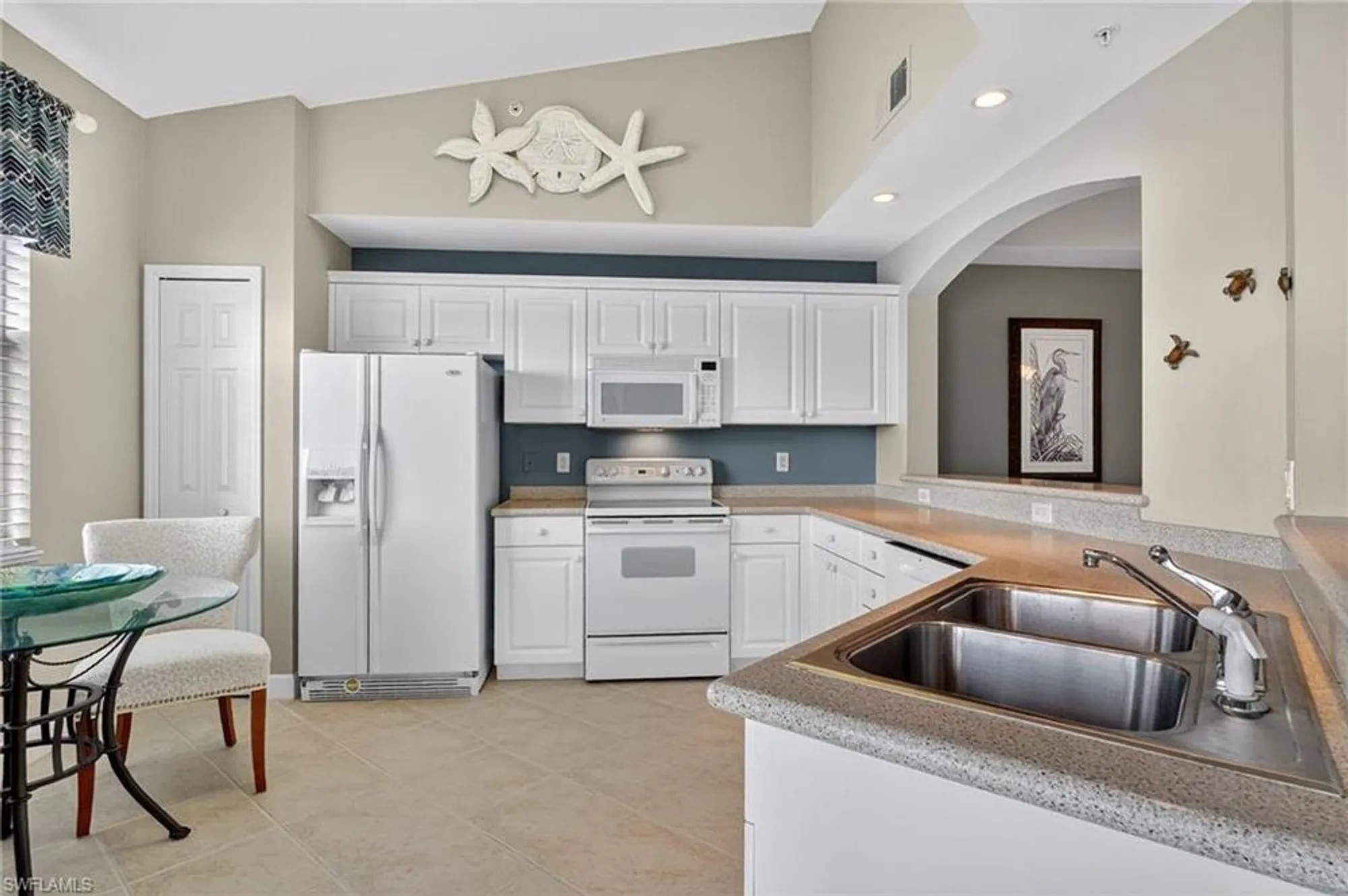 Property Slideshow image 14 of 47 | 10700 ravenna way 402, Fort Myers, FL, 33913
