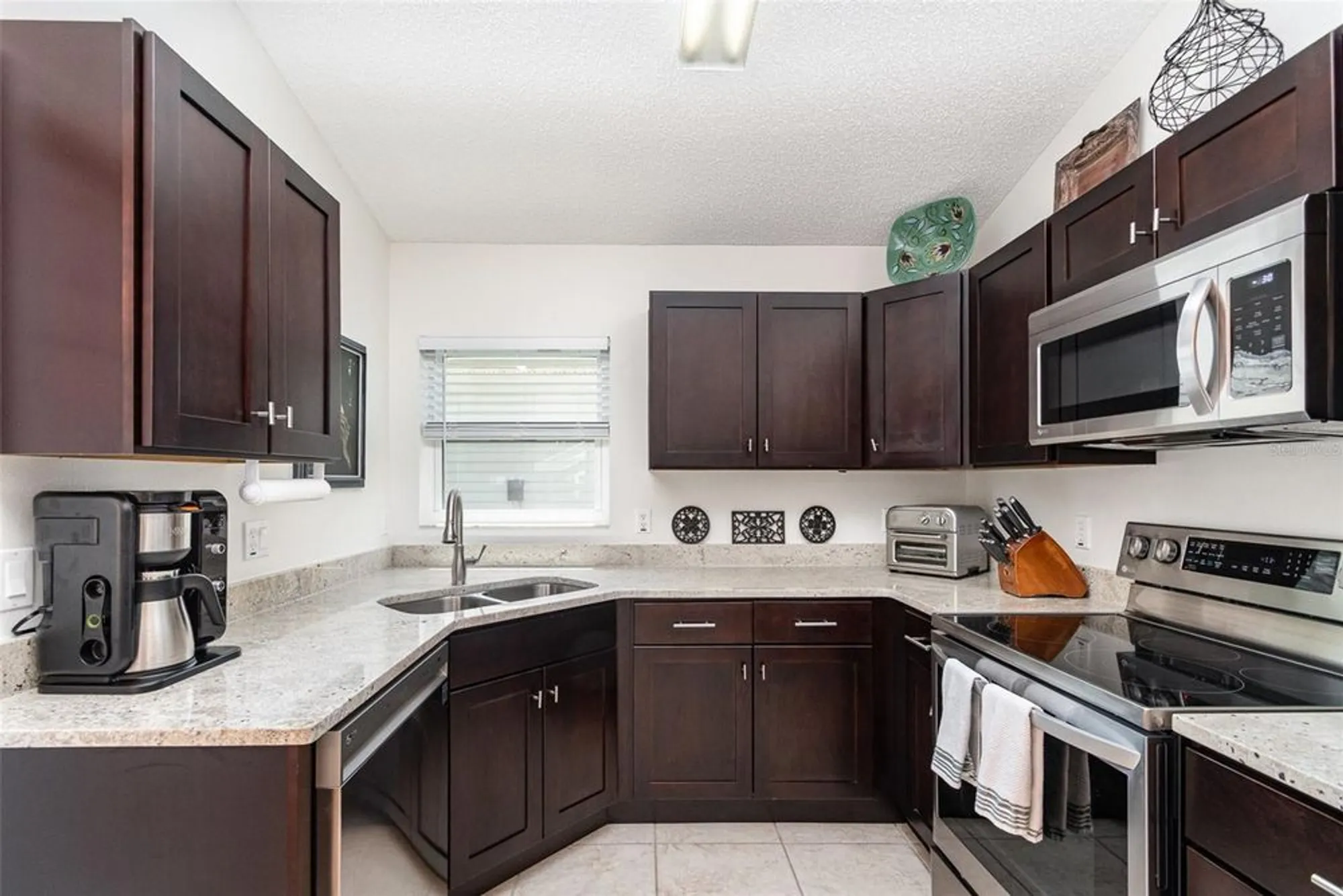 Property Slideshow image 12 of 29 | 4525 eaglewood dr, Leesburg, FL, 34748