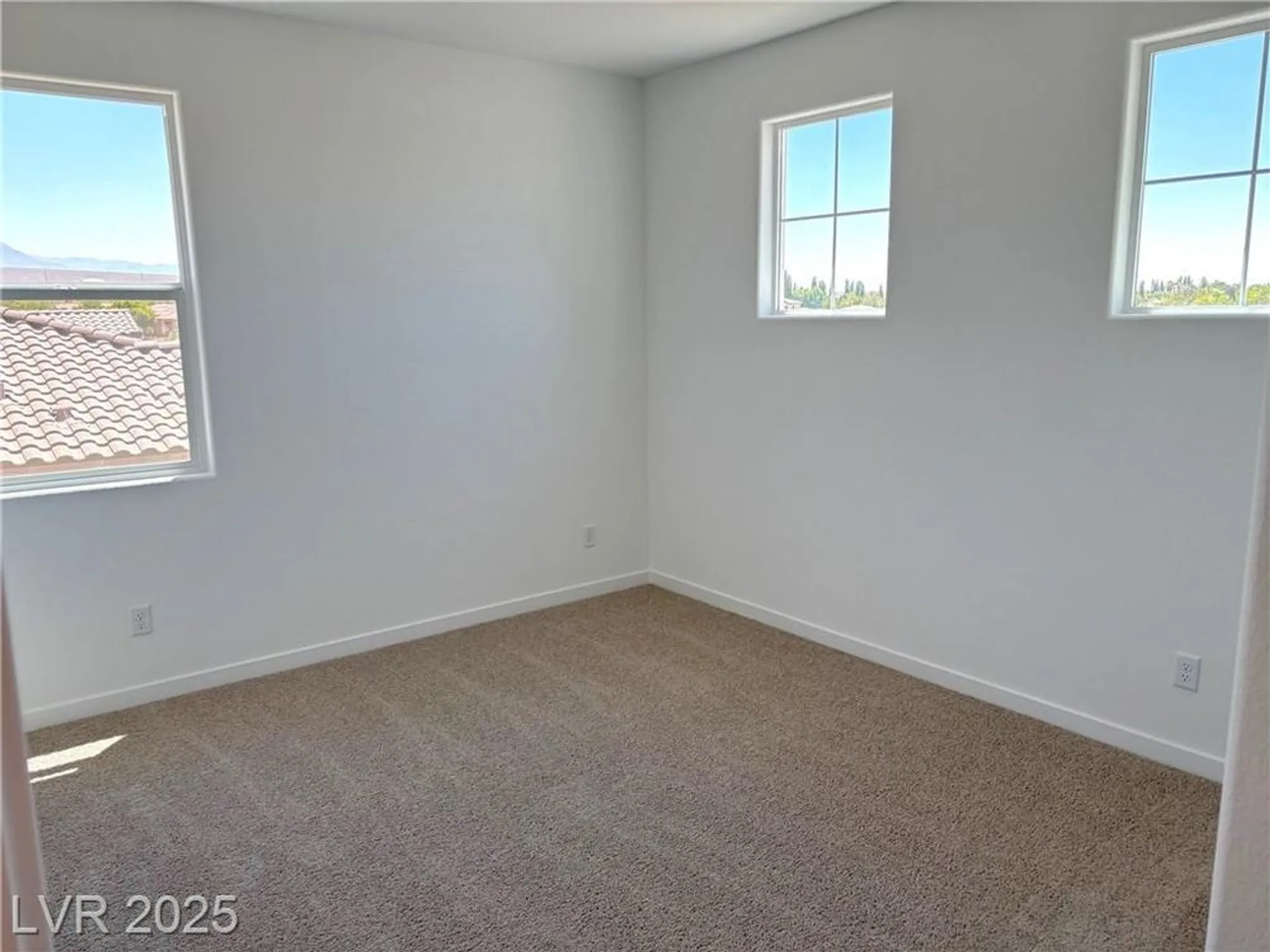 Property Slideshow image 19 of 30 | 5688 e badlands ln, Pahrump, NV, 89061