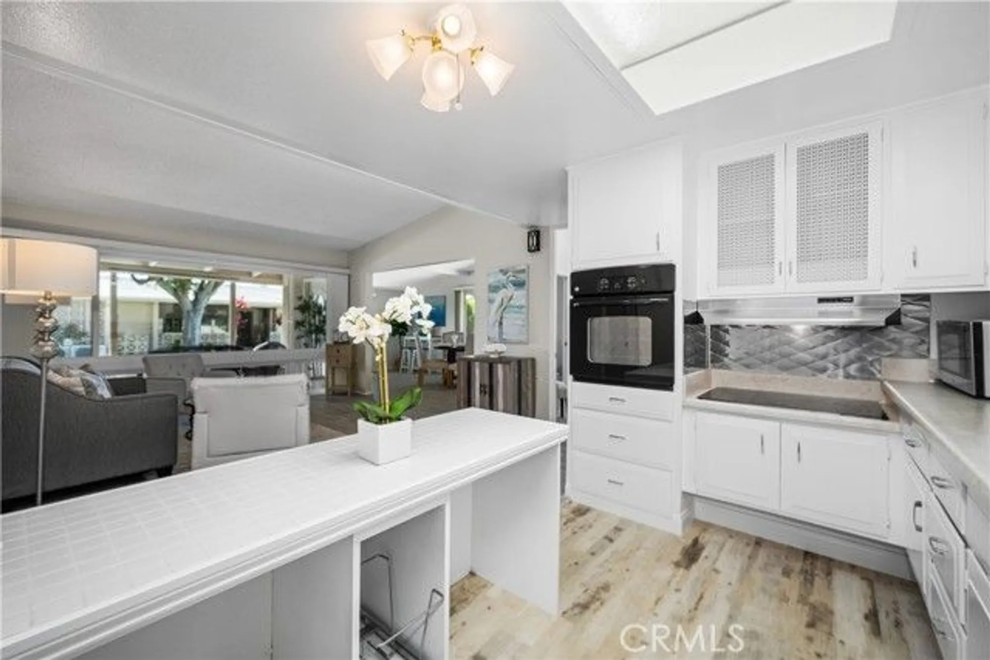 Property Slideshow image 24 of 38 | 13311 del monte dr apt 32d, Seal Beach, CA, 90740