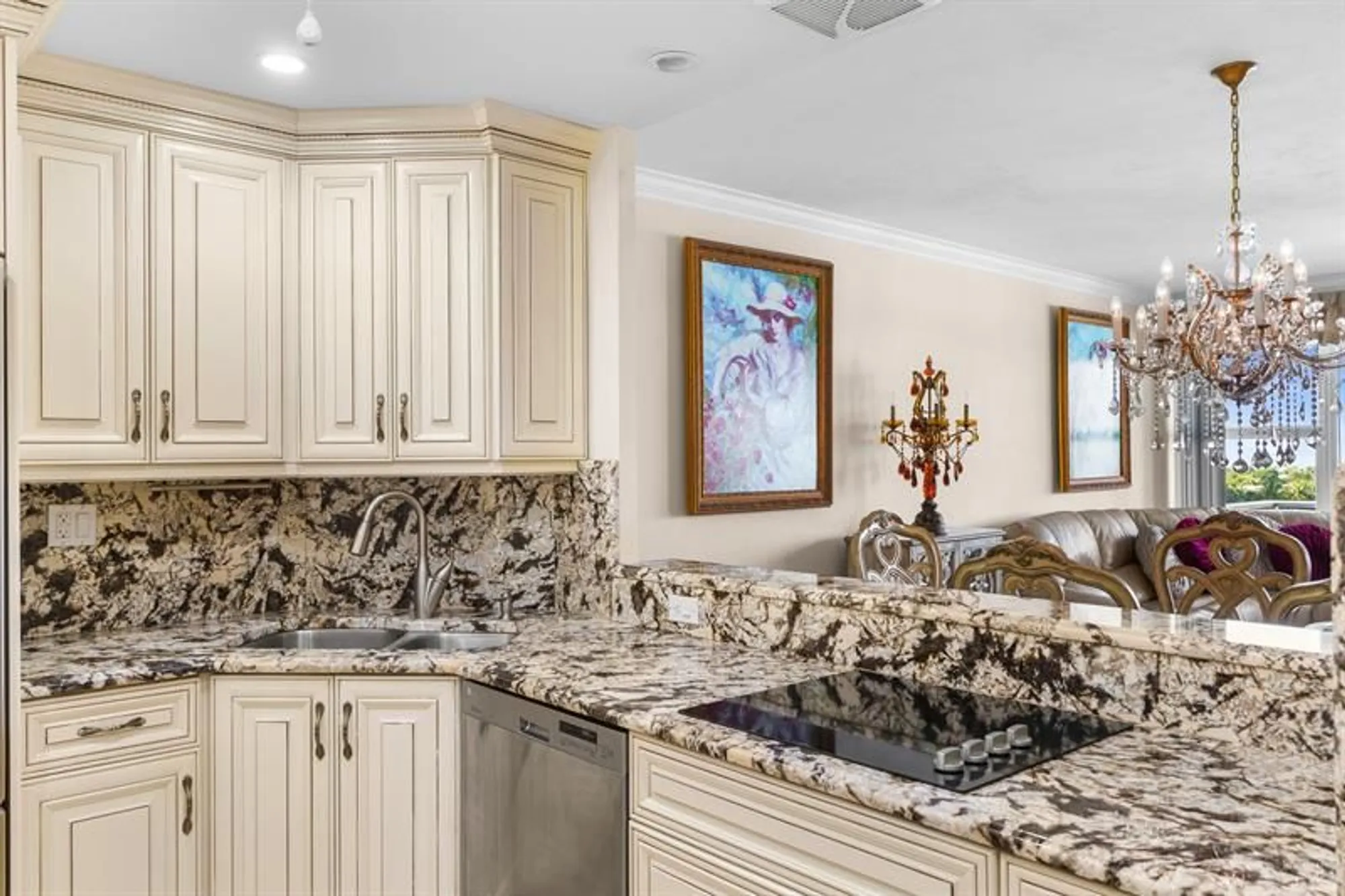 Property Slideshow image 6 of 48 | 3333 ne 34th st 810, Fort Lauderdale, FL, 33308