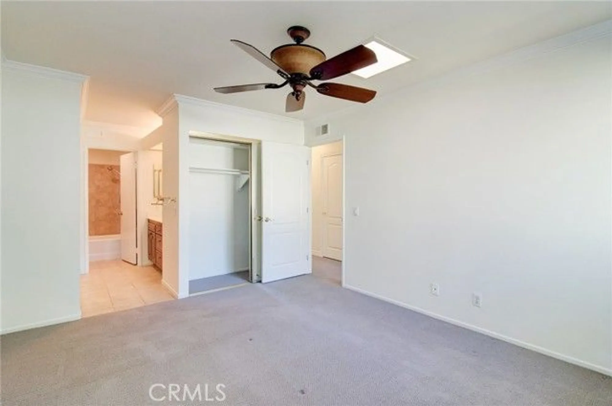 Property Slideshow image 16 of 30 | 8886 plumas cir unit 1124a, Huntington Beach, CA, 92646