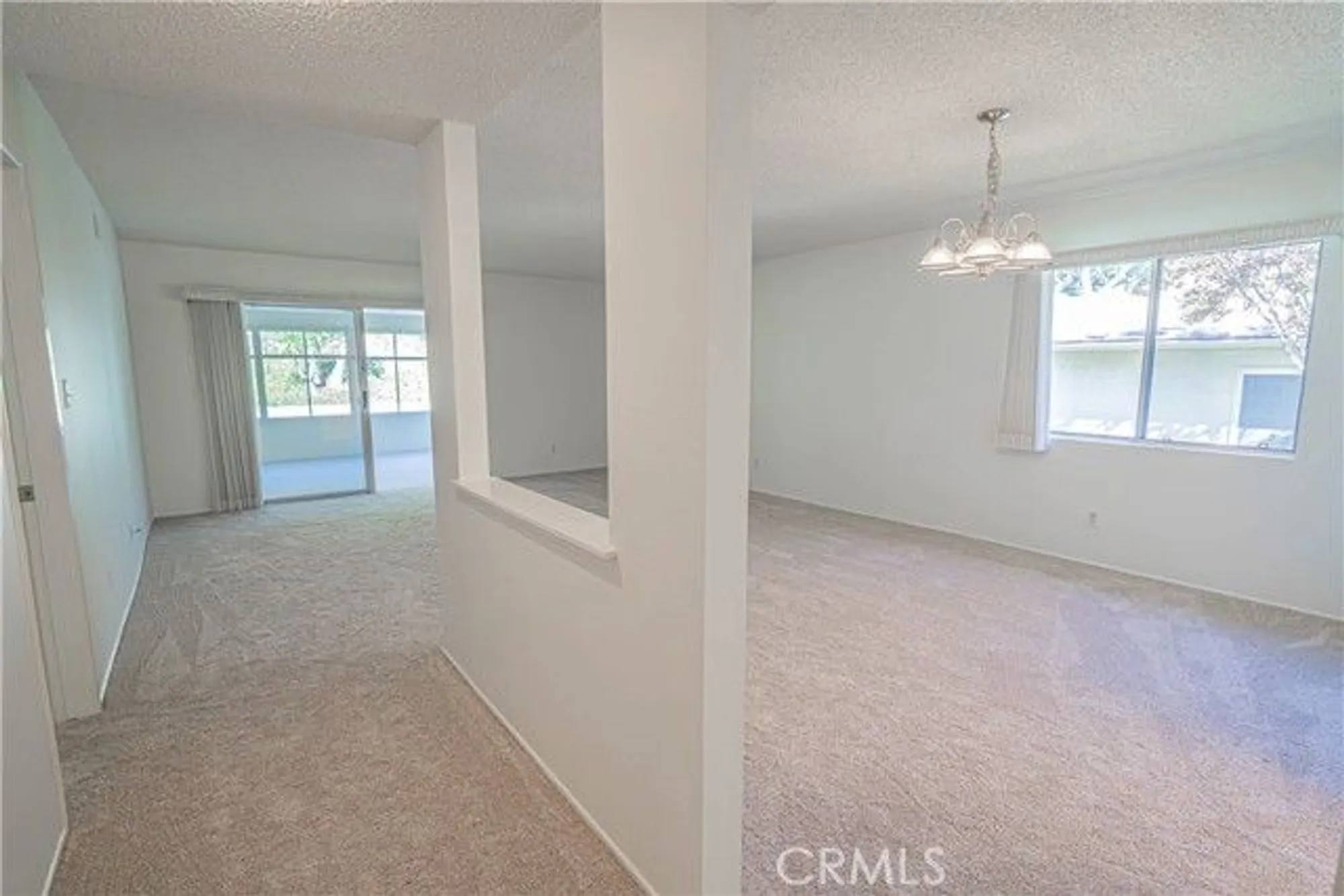 Property Slideshow image 7 of 51 | 19433 oak crossing rd, Newhall, CA, 91321