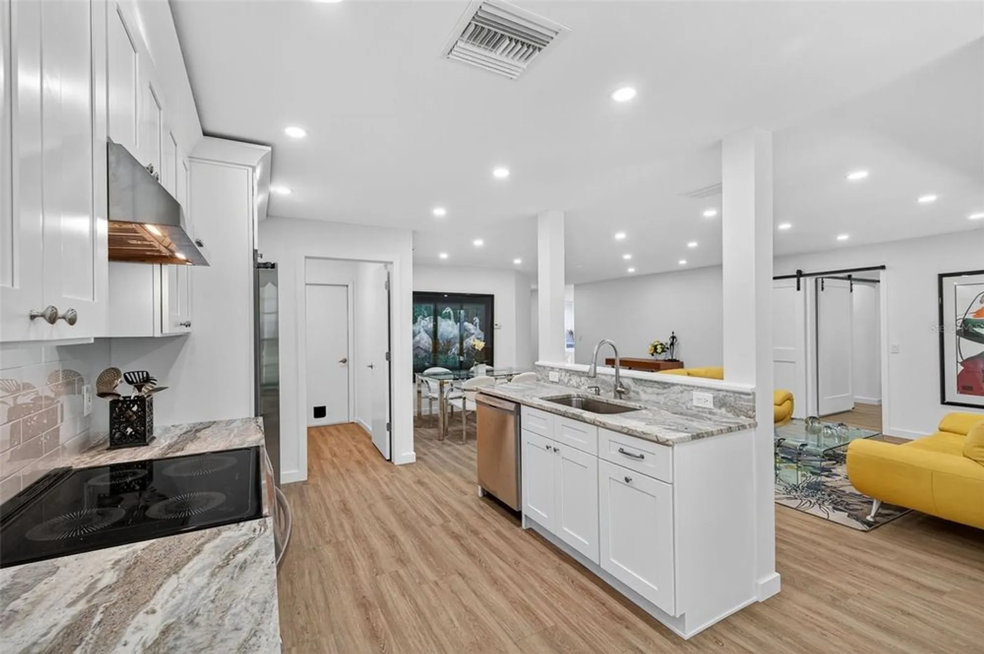 Property Slideshow image 27 of 53 | 4916 troon ln, New Port Richey, FL, 34655