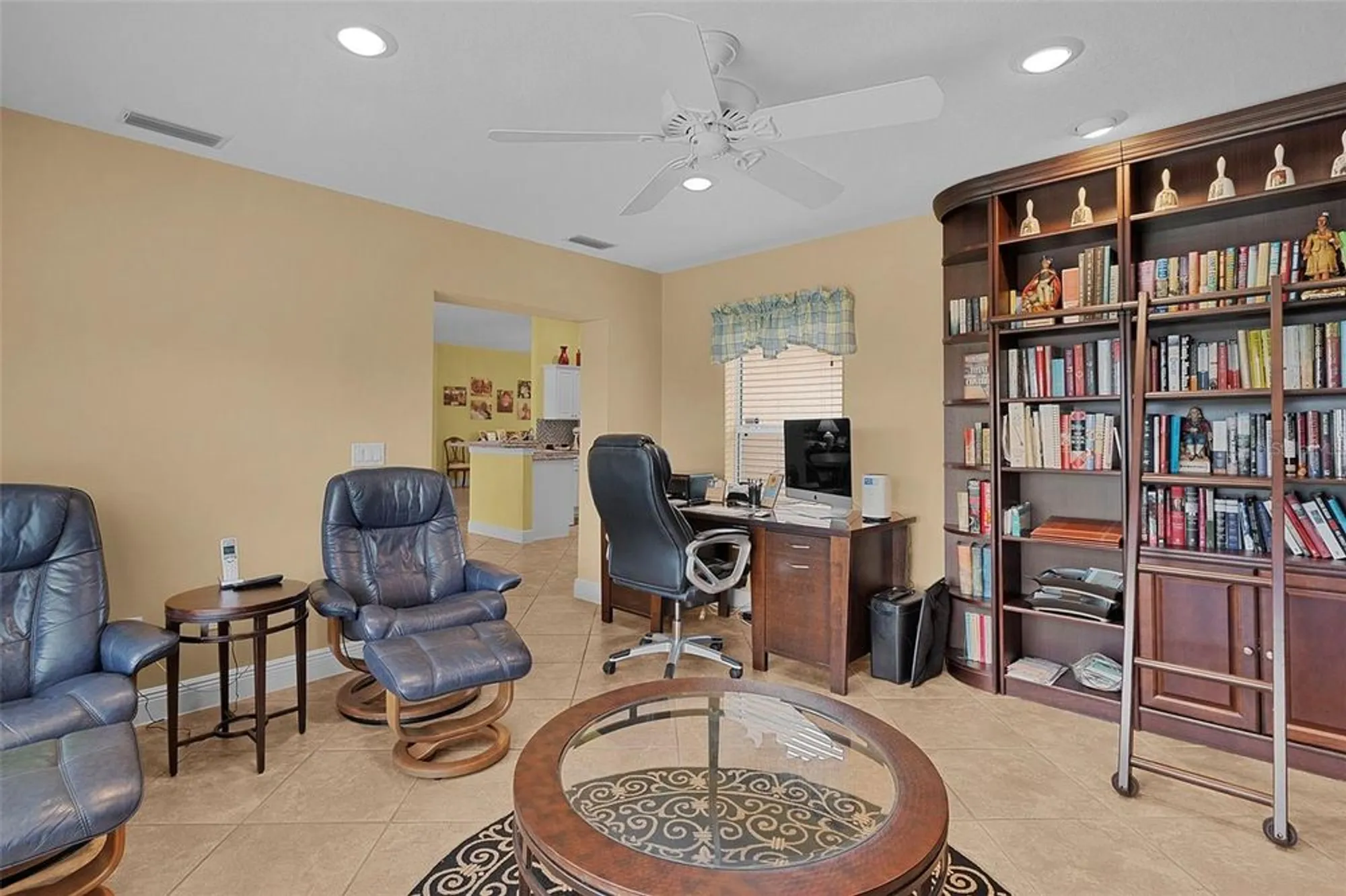 Property Slideshow image 32 of 63 | 859 chapman loop, The Villages, FL, 32162