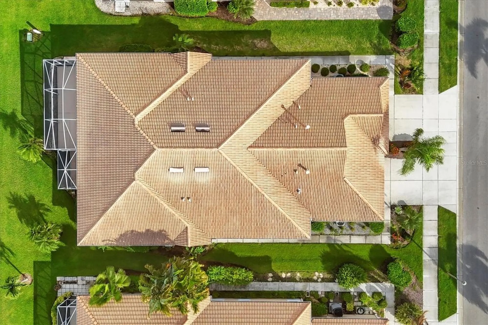 Property Slideshow image 35 of 76 | 4924 whispering oaks dr, North Port, FL, 34287