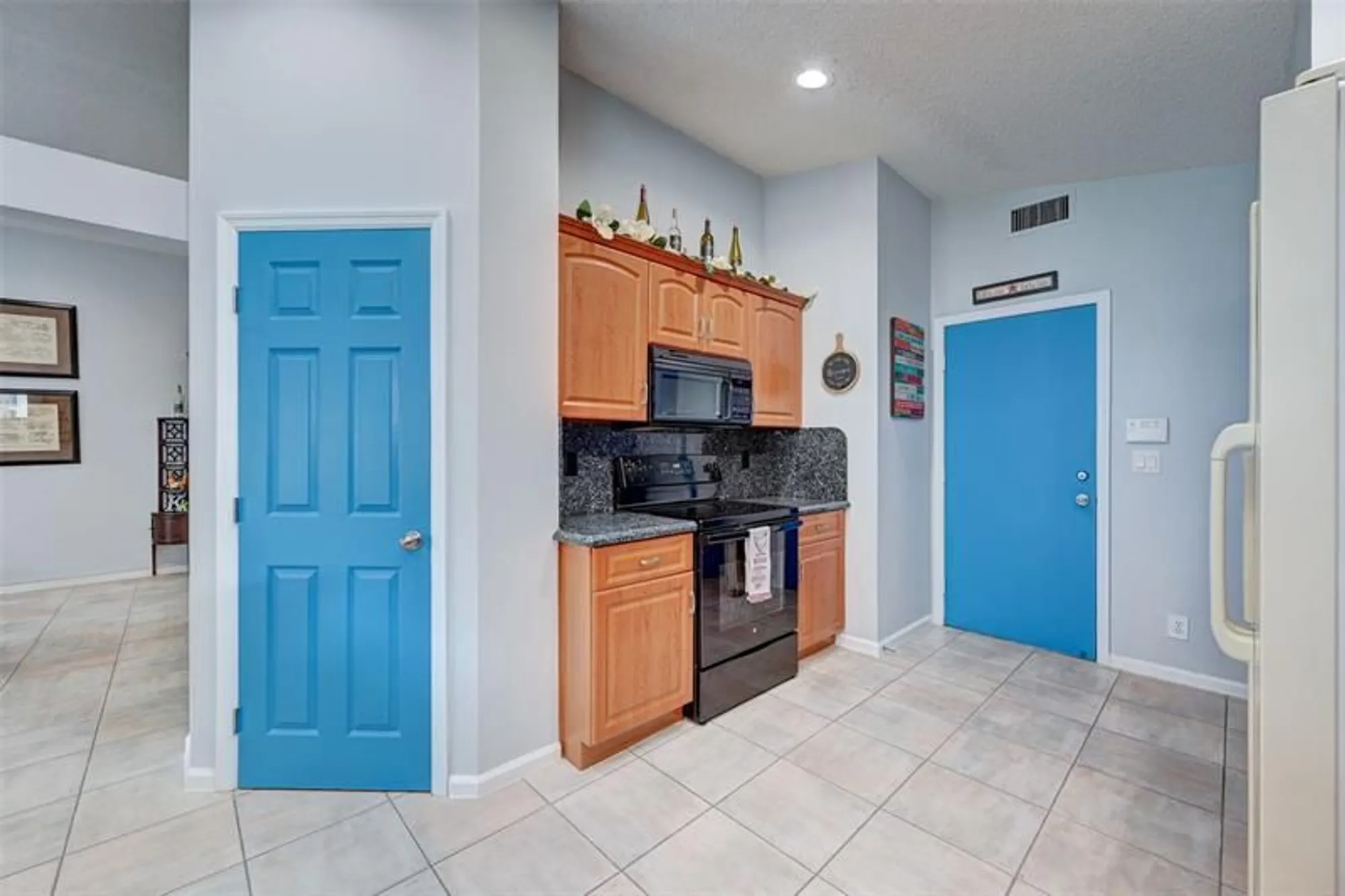 Property Slideshow image 12 of 60 | 7891 waterfall ter, Boynton Beach, FL, 33437
