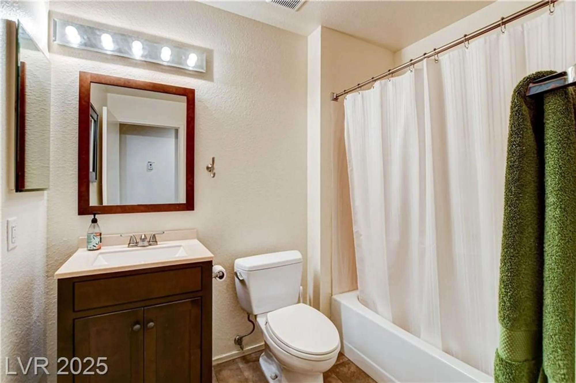 Property Slideshow image 4 of 21 | 9061 gemstone dr, Las Vegas, NV, 89134