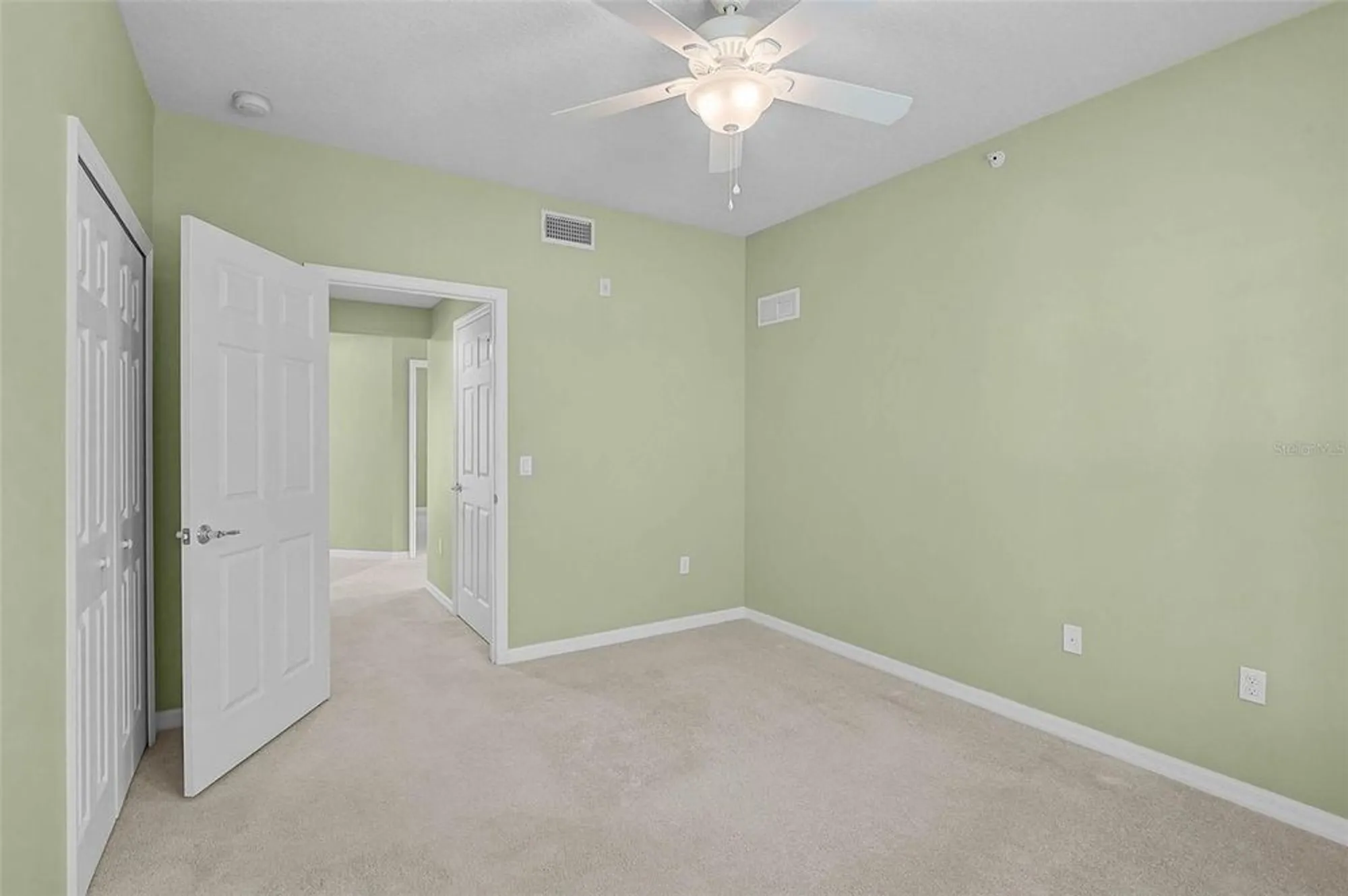 Property Slideshow image 20 of 38 | 1257 burgos dr 302, Sarasota, FL, 34238