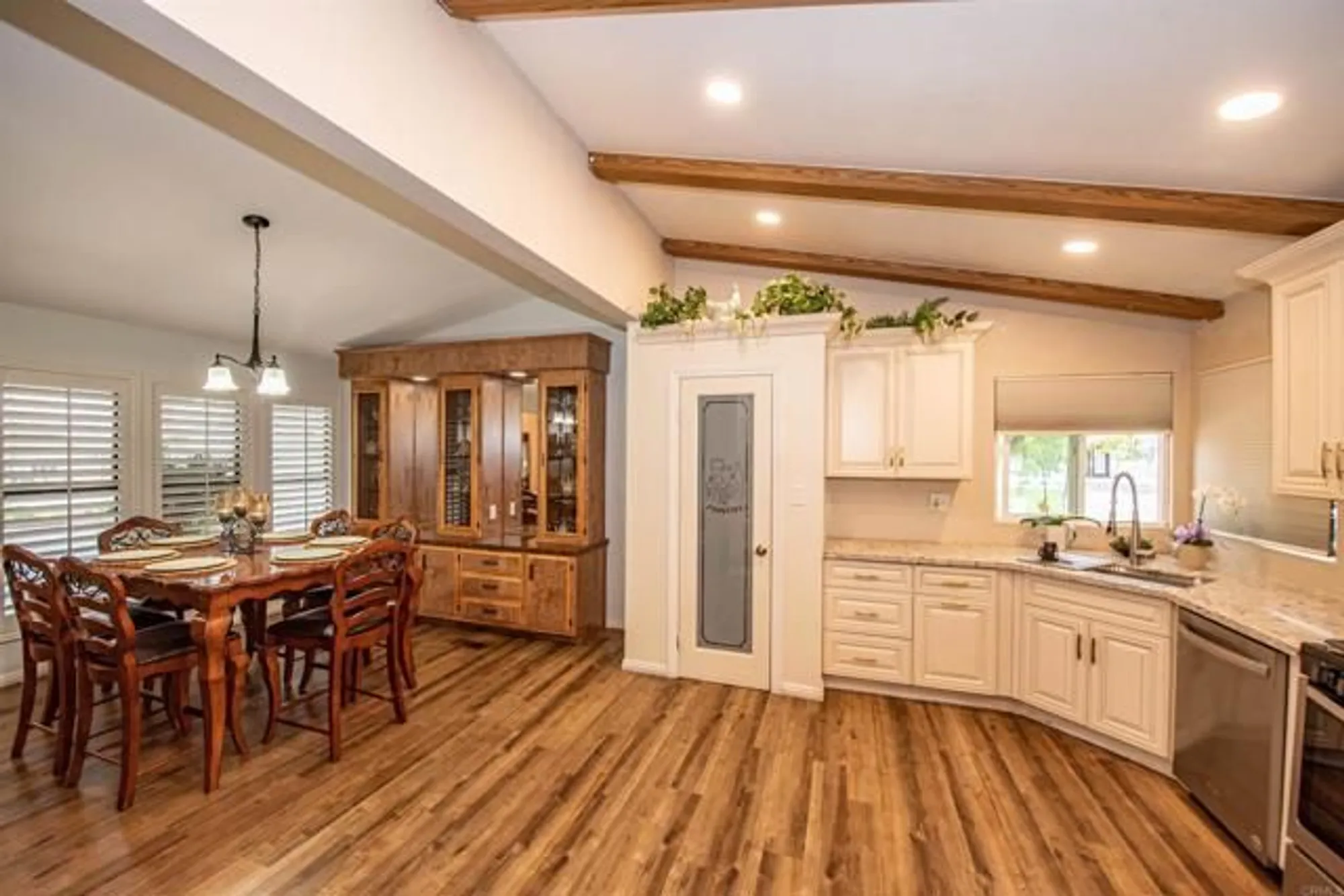 Property Slideshow image 8 of 67 | 38210 via taffia, Murrieta, CA, 92563