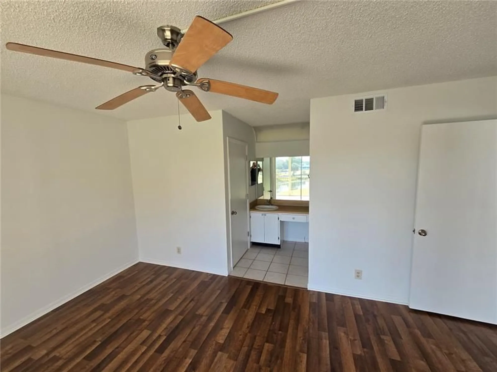 Property Slideshow image 11 of 31 | 6890 royal palm blvd 211h, Margate, FL, 33063