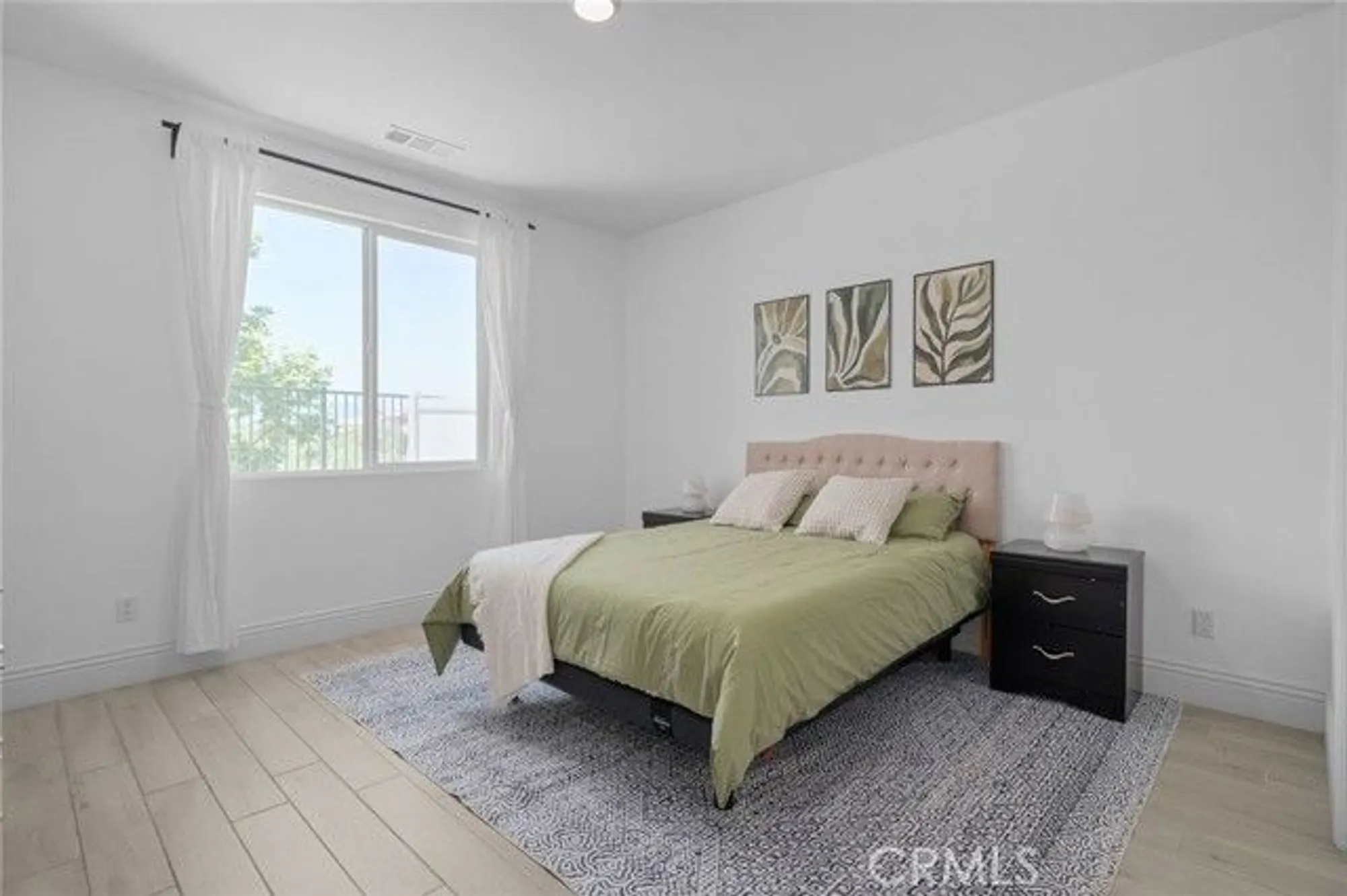 Property Slideshow image 15 of 39 | 24205 selwood dr, Corona, CA, 92883