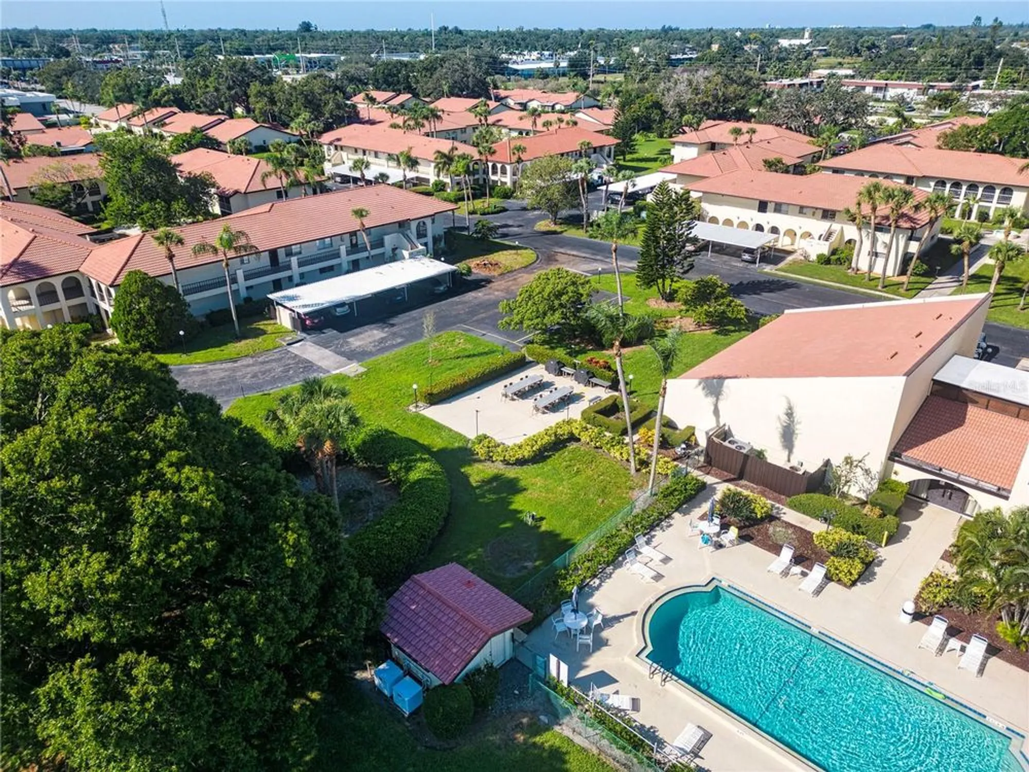 Property Slideshow image 31 of 58 | 3690 pinecrest st 124, Sarasota, FL, 34232